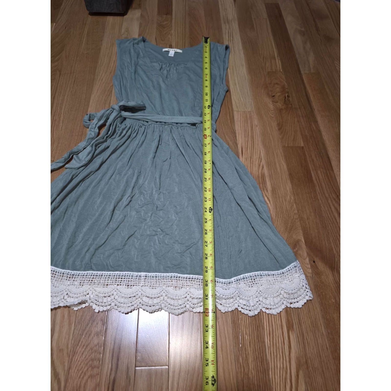 Vintage VINTAGE? No. Miami Mini Dress Women's Size S Gray V-Neck Sleeveless Tie Waist Lace Trim Dress Size S / US 4 / IT 40 - 6 Thumbnail