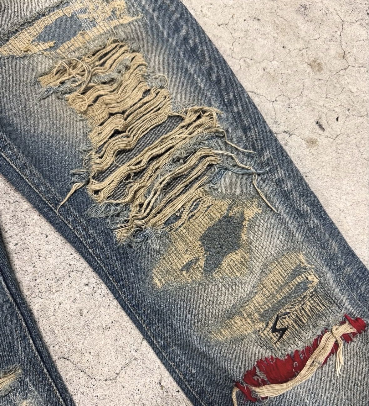 Undercover undercover aw04 68 denim red yarn Size US 30 / EU 46 - 3 Thumbnail