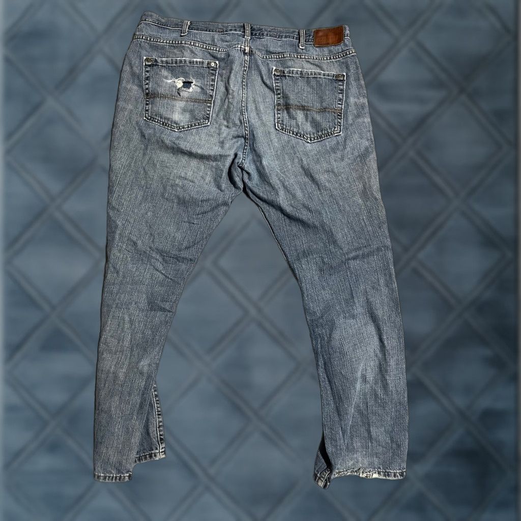 Dockers DOCKERS Jeans Mens 40x32 VTG Med Wash 100%Cotton Distressed Denim Blue Regular Size 40 Inseam 32 Mens Straight Jeans Size US 40 / EU 56 - 1 Thumbnail
