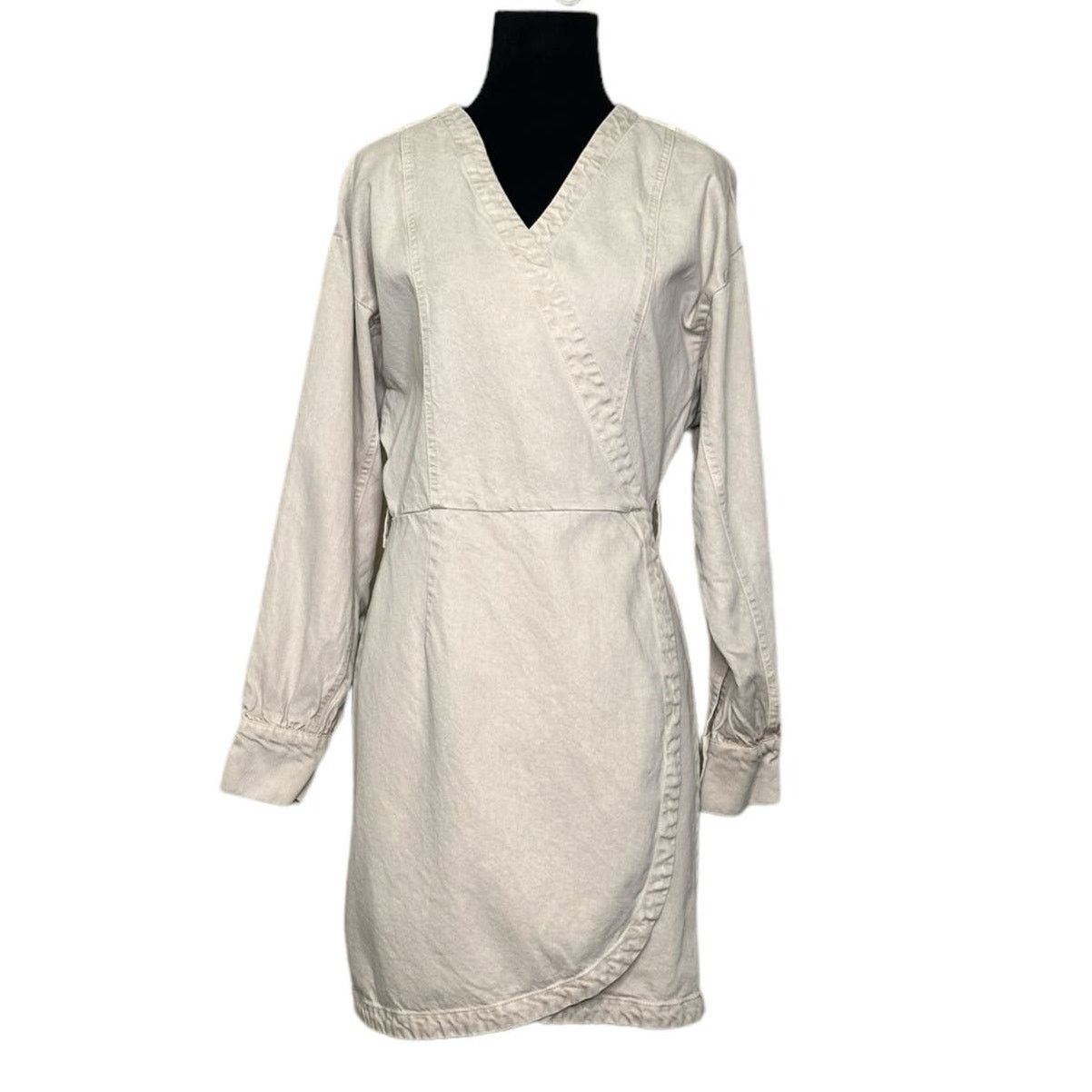 Young Fabulous & Broke Young Fabulous & Broke long sleeves wrap dress size small Size S / US 4 / IT 40 - 1 Thumbnail