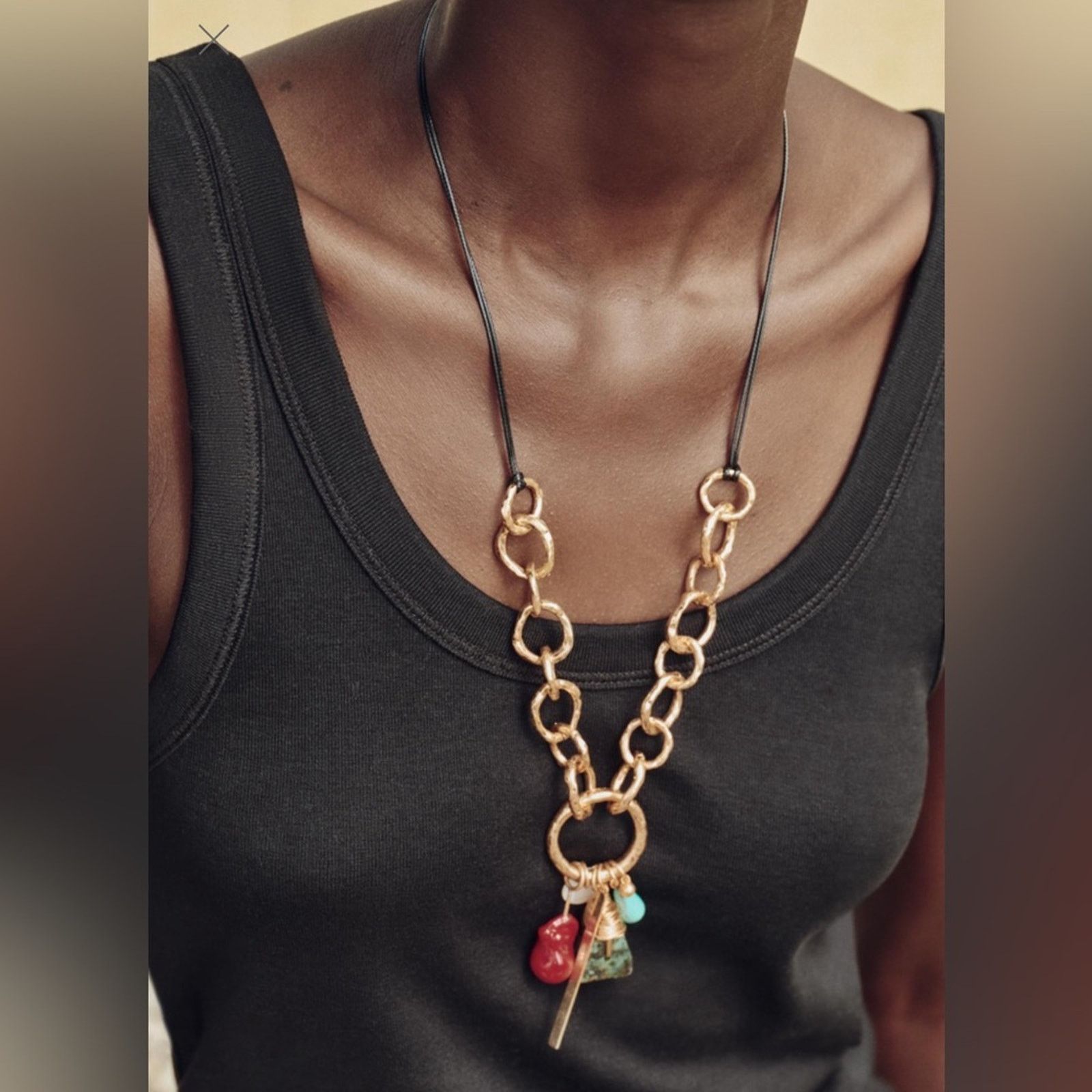 Zara NWT- Zara CONTRAST NECKLACE WITH STONES AND CHARMS Size ONE SIZE - 1 Thumbnail
