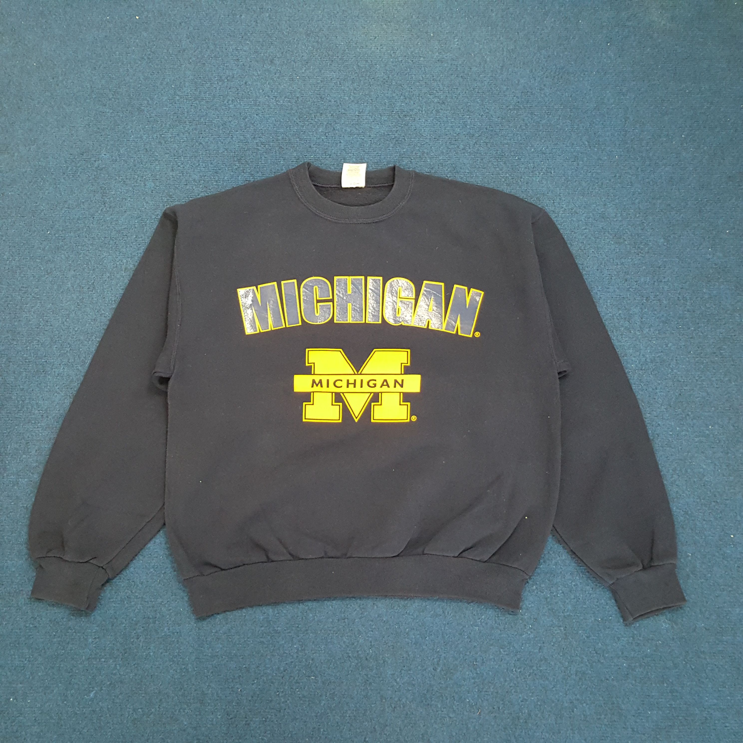 Vintage Vintage Michigan Spell Out Streetwear Sweatshirt Size US M / EU 48-50 / 2 - 1 Thumbnail
