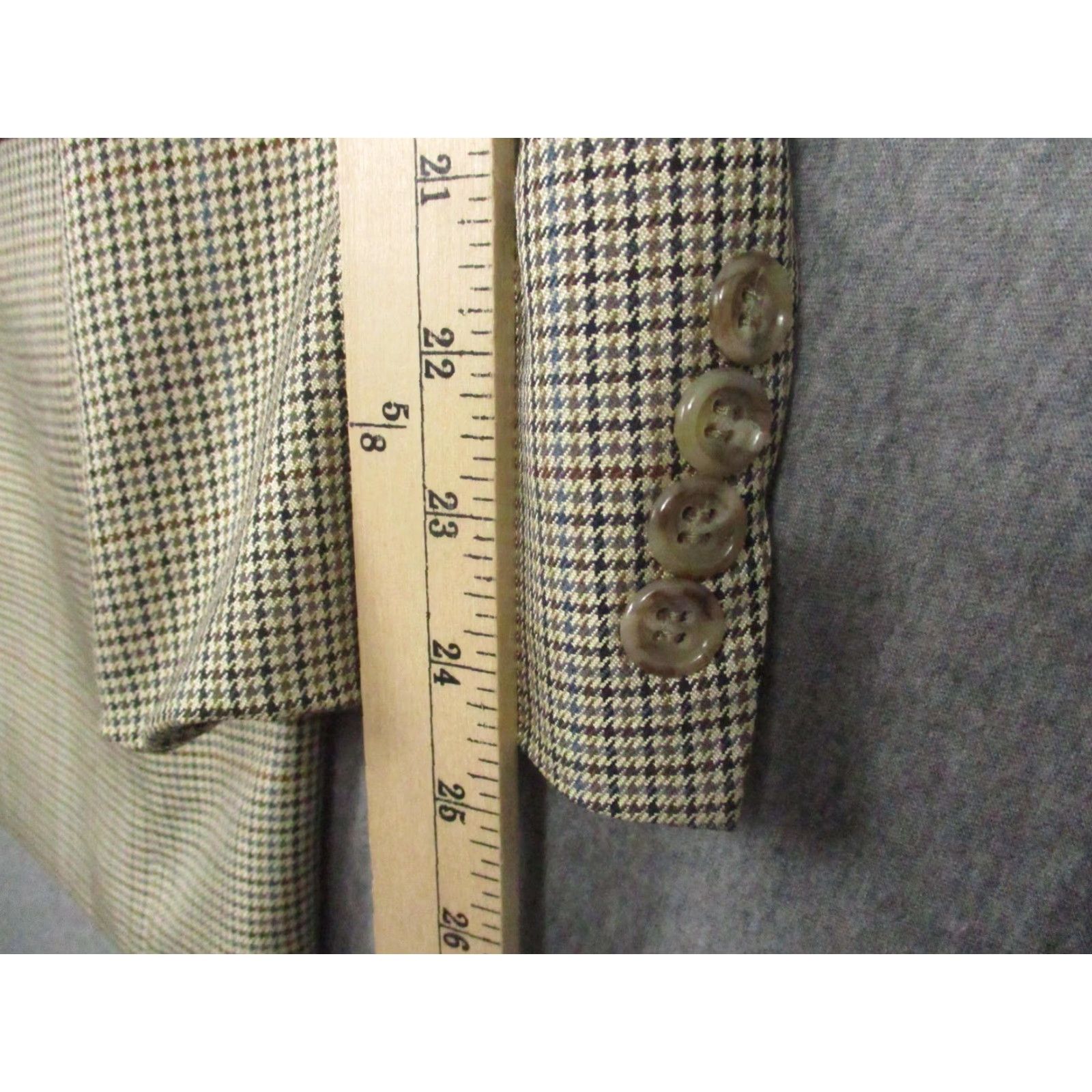 Brooks Brothers VINTAGE Brooks Brothers 346 Sport Coat Mens 43 Regular Houndstooth Beige Silk Wool Two-Button Notch Lapel Business Casual Wedding Jacket Size US XS / EU 42 / 0 - 5 Thumbnail