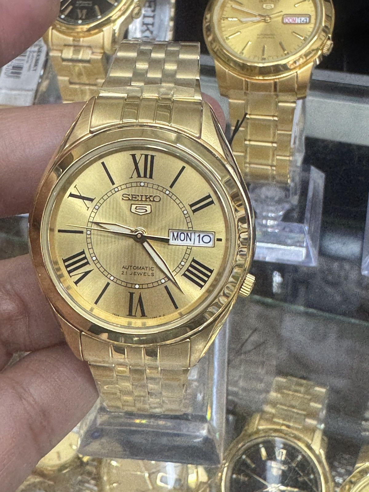 Seiko Seiko Men's Seiko 5 Automatic Gold Dial Size 40 - 3 Thumbnail