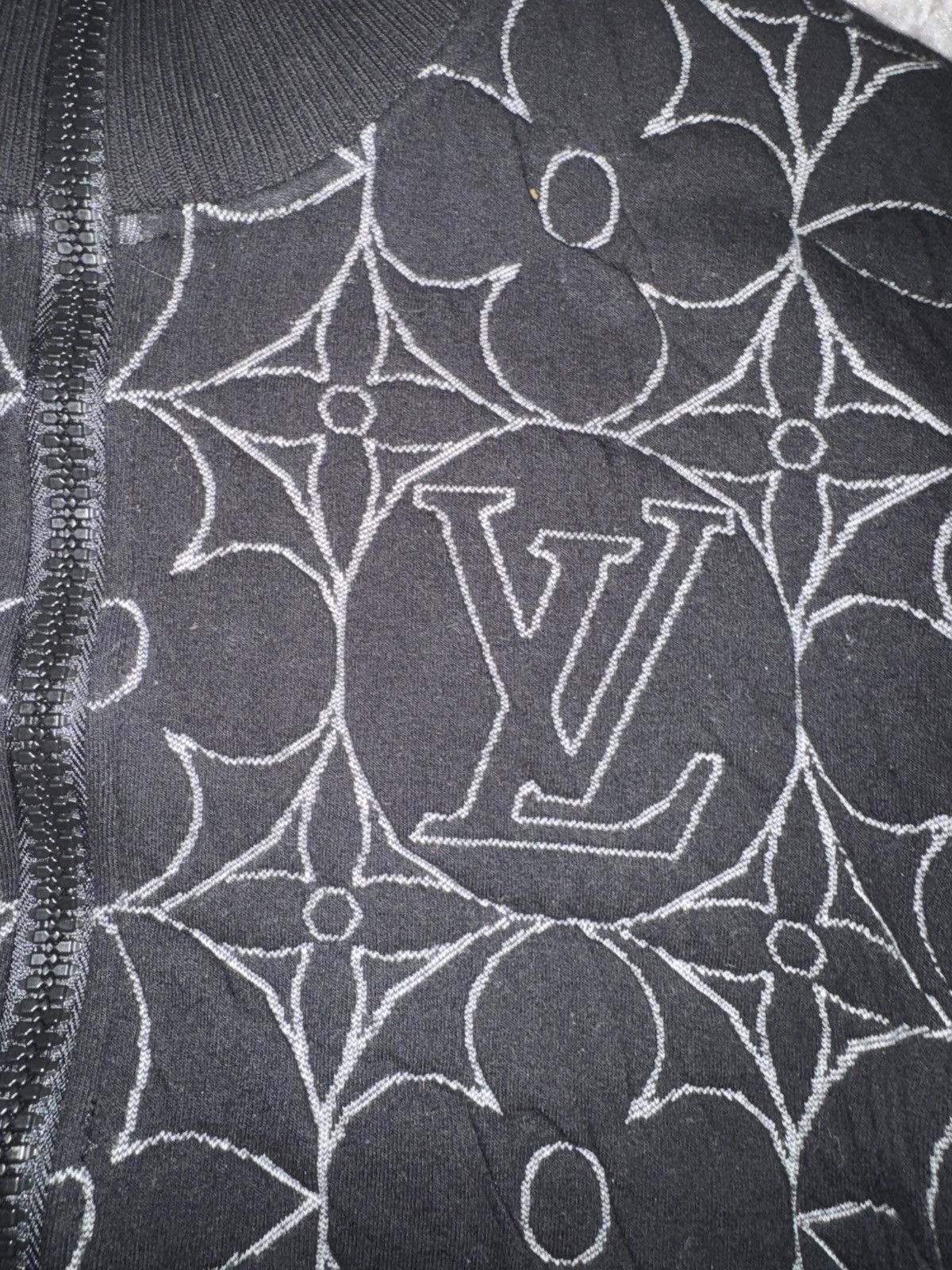 Louis Vuitton Louis Vuitton Zip Through Monogram Flower Bomber – Noir – XS Size US XS / EU 42 / 0 - 4 Thumbnail