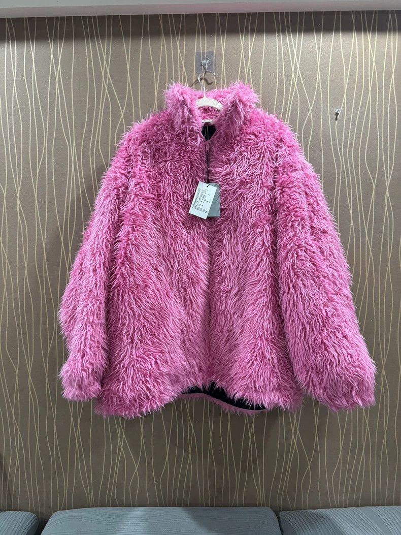 Balenciaga Balenciaga size 34 Pink Fur Jacket Size XS / US 0-2 / IT 36-38 - 1 Thumbnail