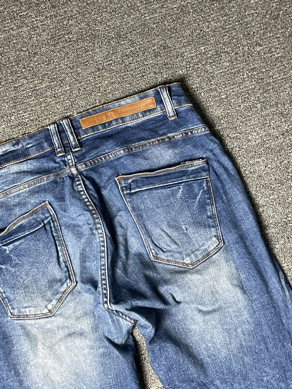 Designer × Vintage × Zara Vintage ZARA Men’s Ripped Jeans (91) Size US 33 - 11 Thumbnail