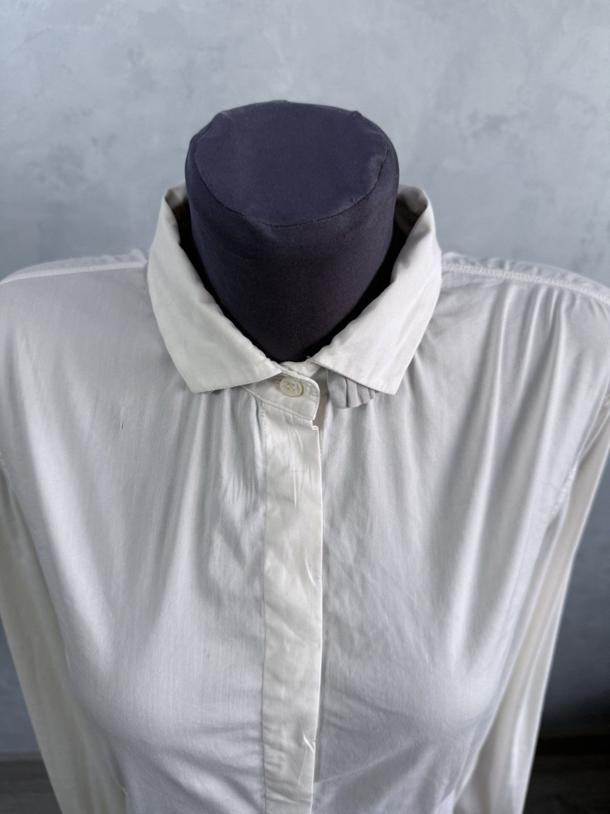 Brunello Cucinelli Brunello Cucinelli Botton Up Shirt Blouse Women’s White Size M / US 6-8 / IT 42-44 - 2 Thumbnail