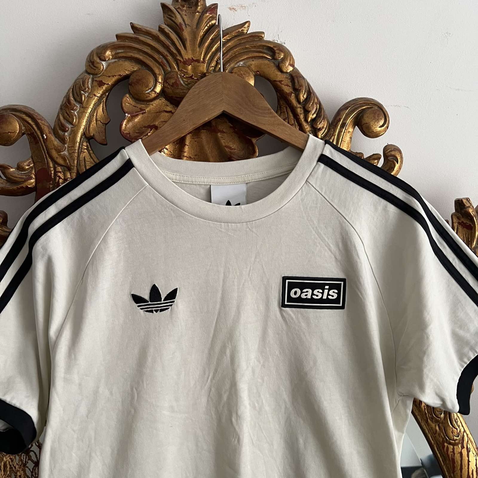 Adidas Adidas Oasis Tour Tee T shirt Brand Sz M Size US M / EU 48-50 / 2 - 6 Thumbnail