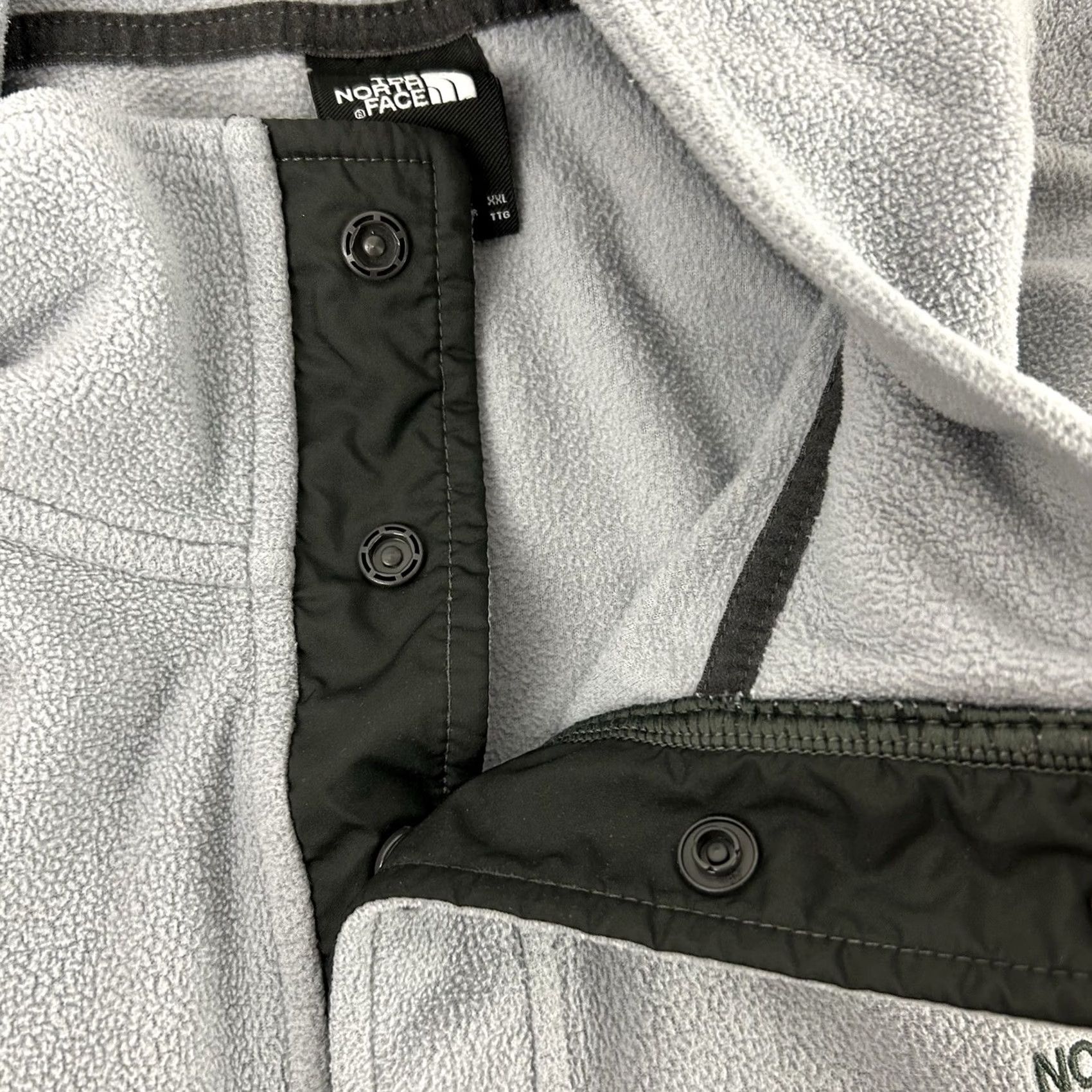 The North Face The North Face Mens 2XL Grey Fleece Pullover Sweatshirt 1/4 Snap Button Mid Layer Size US XXL / EU 58 / 5 - 5 Thumbnail