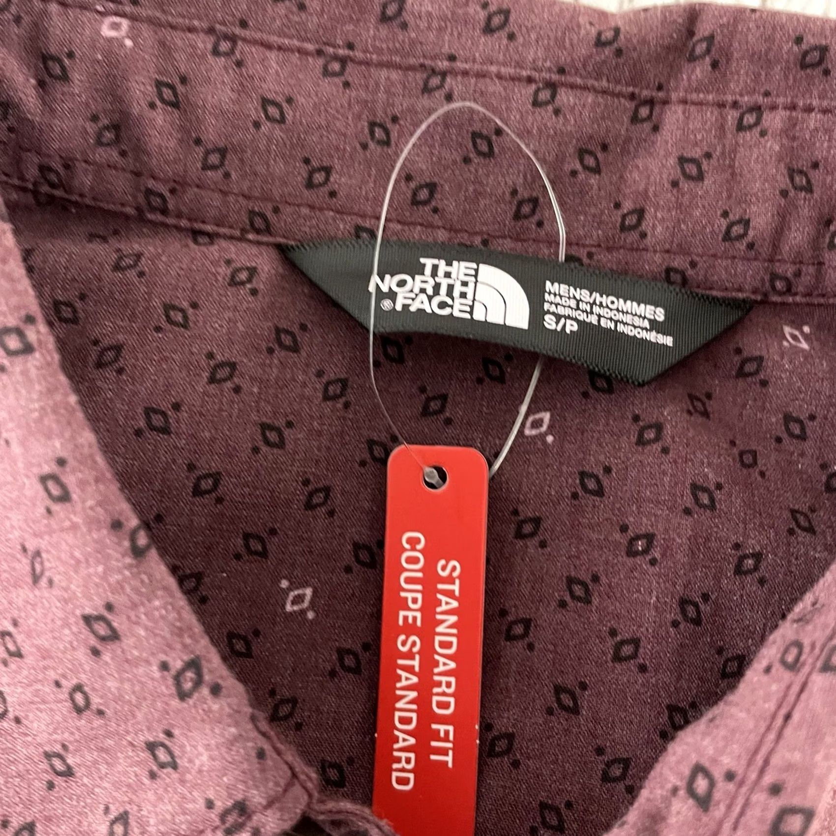 The North Face The North Face Shirt Men S Short Sleeve Button-Up All Over Print Maroon Red Size US S / EU 44-46 / 1 - 3 Thumbnail
