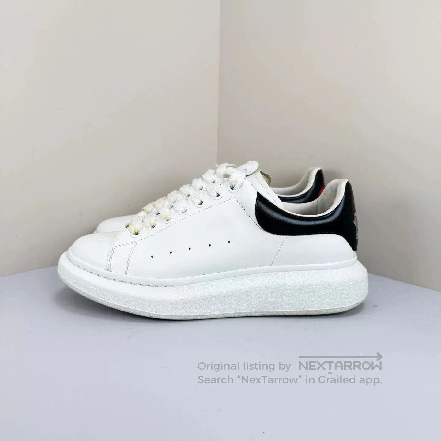 Alexander McQueen Alexander McQueen Skull Heart Black Tail Sneakers. Size US 10 / EU 43 - 1 Thumbnail