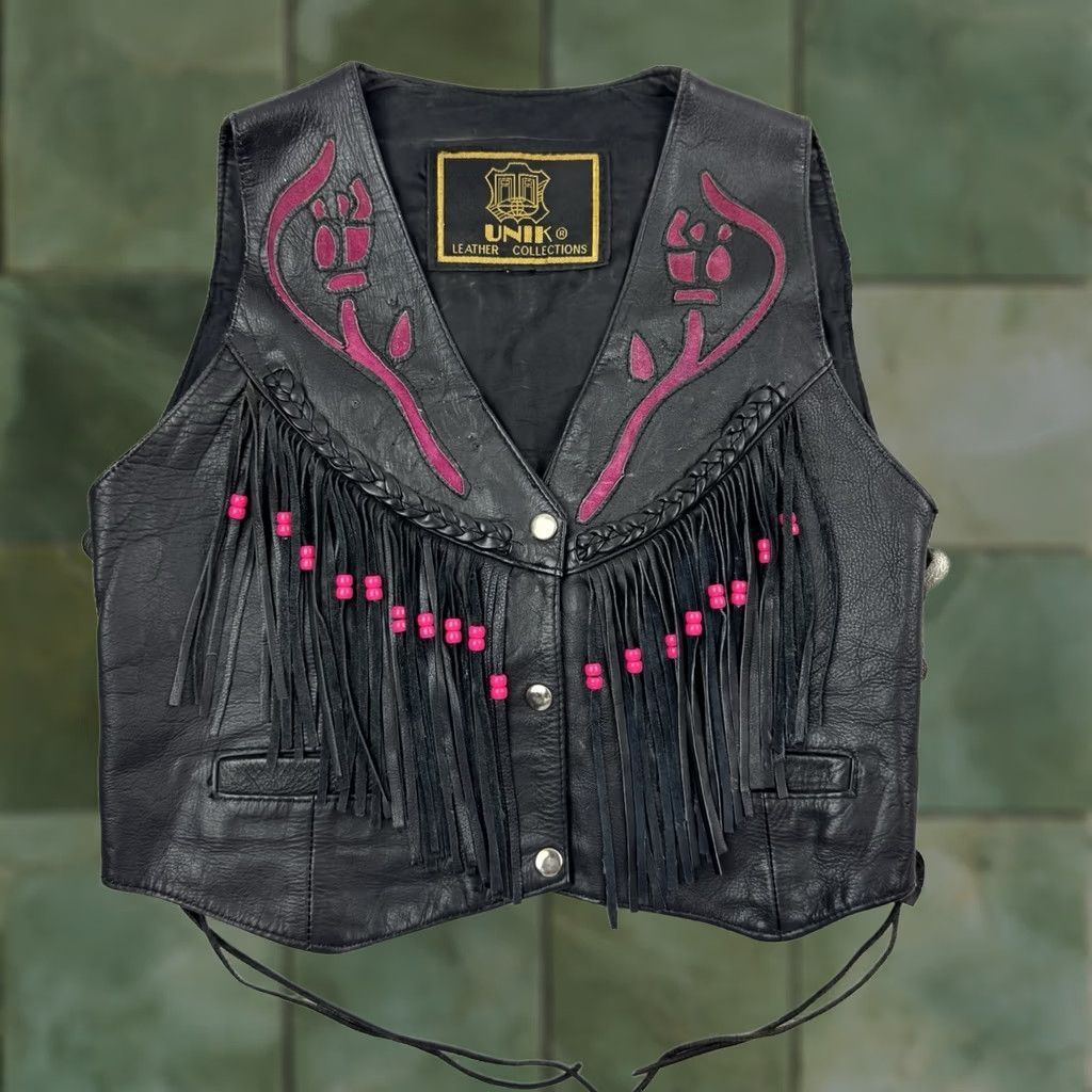 Vintage VINTAGE Unik Leather Biker Vest Womens Medium Motorcycle Jacket 90s Black Slim Solid Snap Knits? Size M / US 6-8 / IT 42-44 - 1 Thumbnail