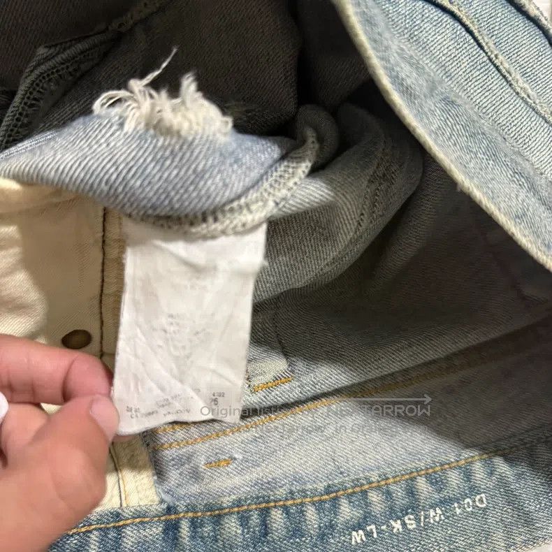 Saint Laurent Paris Saint Laurent Paris Jeans Size US 26 / EU 42 - 4 Thumbnail