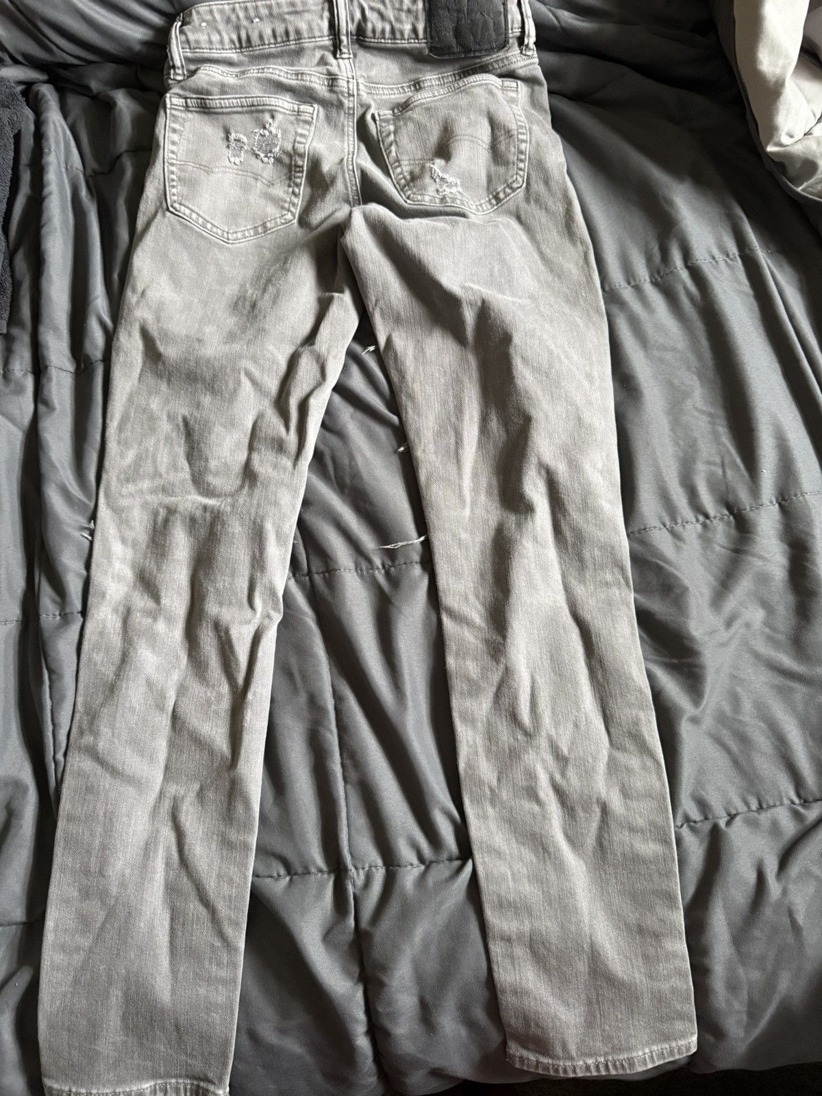 American Eagle Outfitters Grey jeans gently used size small Size US 28 / EU 44 - 2 Thumbnail