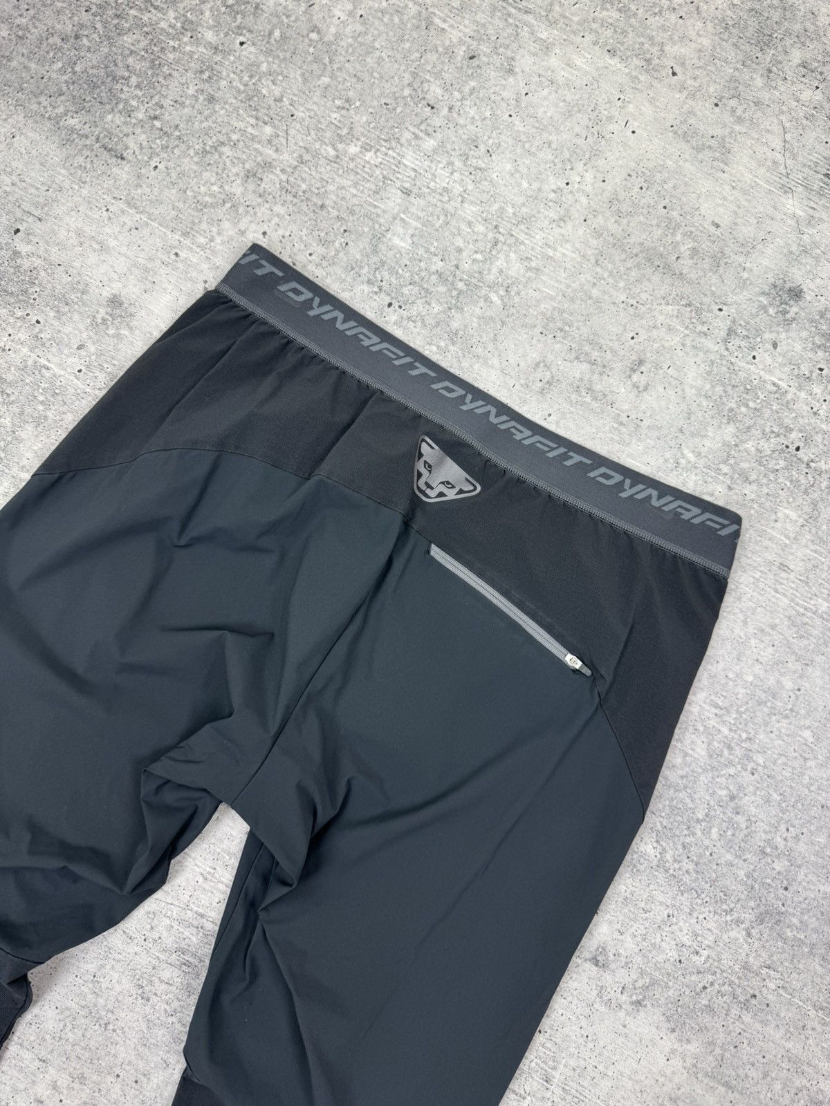Vintage Dynafit Casual Outdoor Tracking Pants Trousers Men Size 34 Size US 34 / EU 50 - 22 Thumbnail
