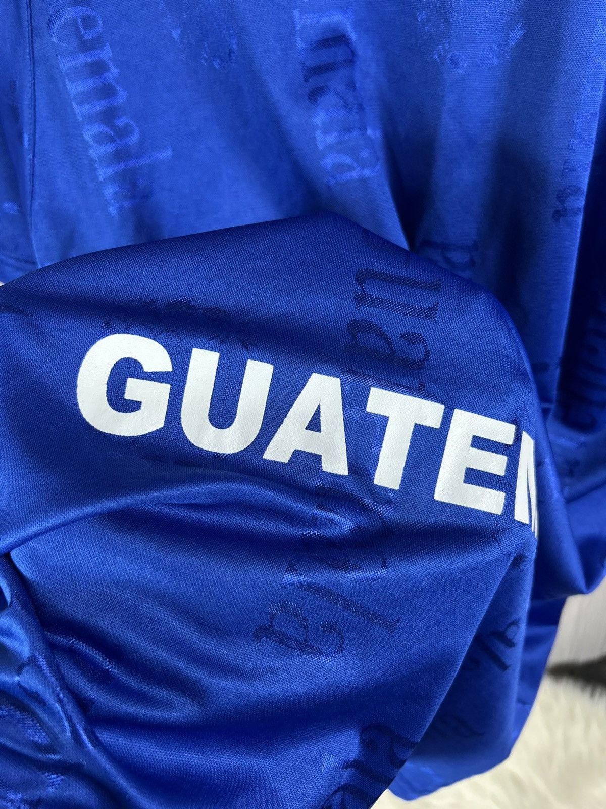 Umbro Vintage 90’s Umbro Guatemala Soccer Jersey Size L Size US L / EU 52-54 / 3 - 8 Thumbnail