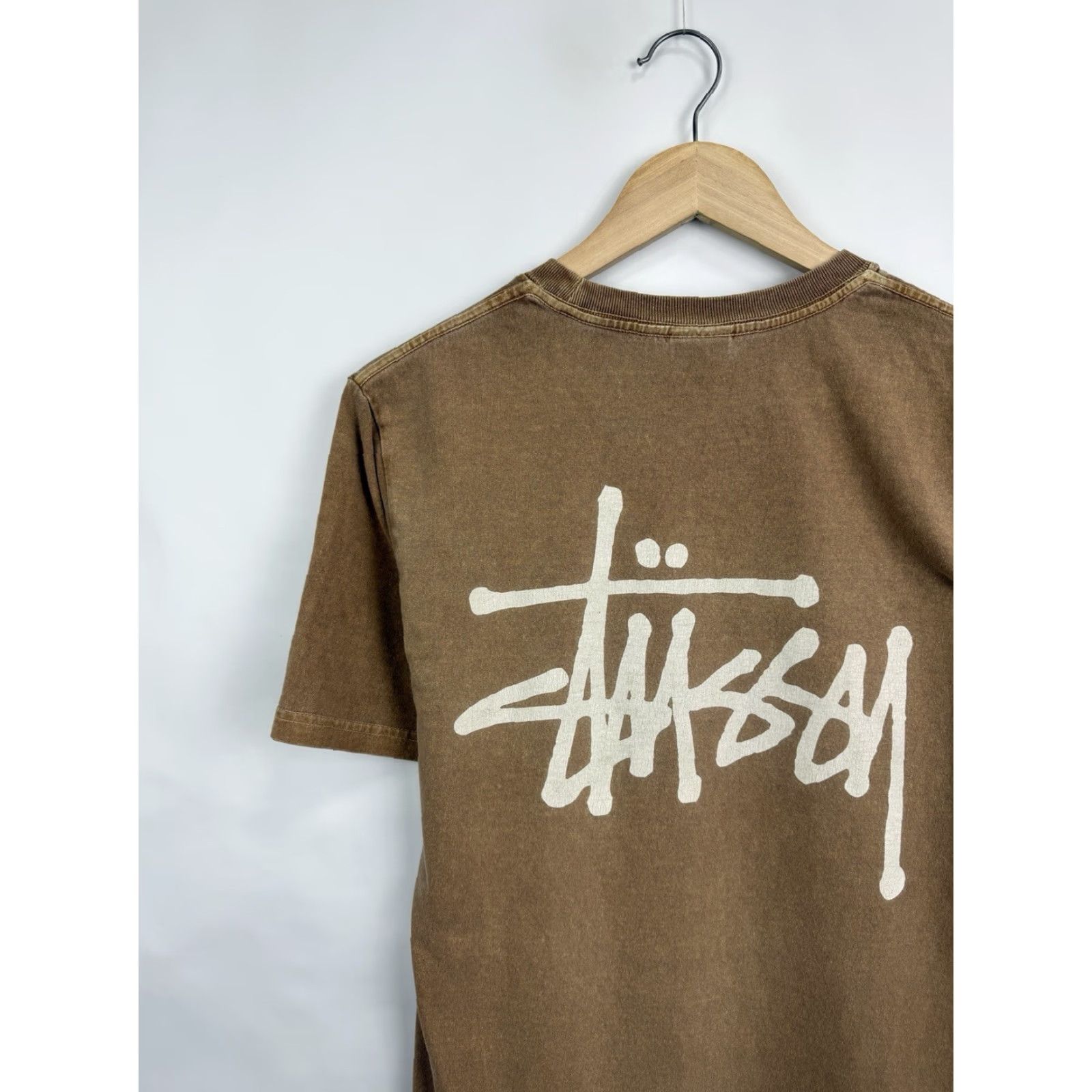 Vintage VINTAGE Stussy T-Shirt Brown Retro Size S Mens Size US S / EU 44-46 / 1 - 4 Thumbnail