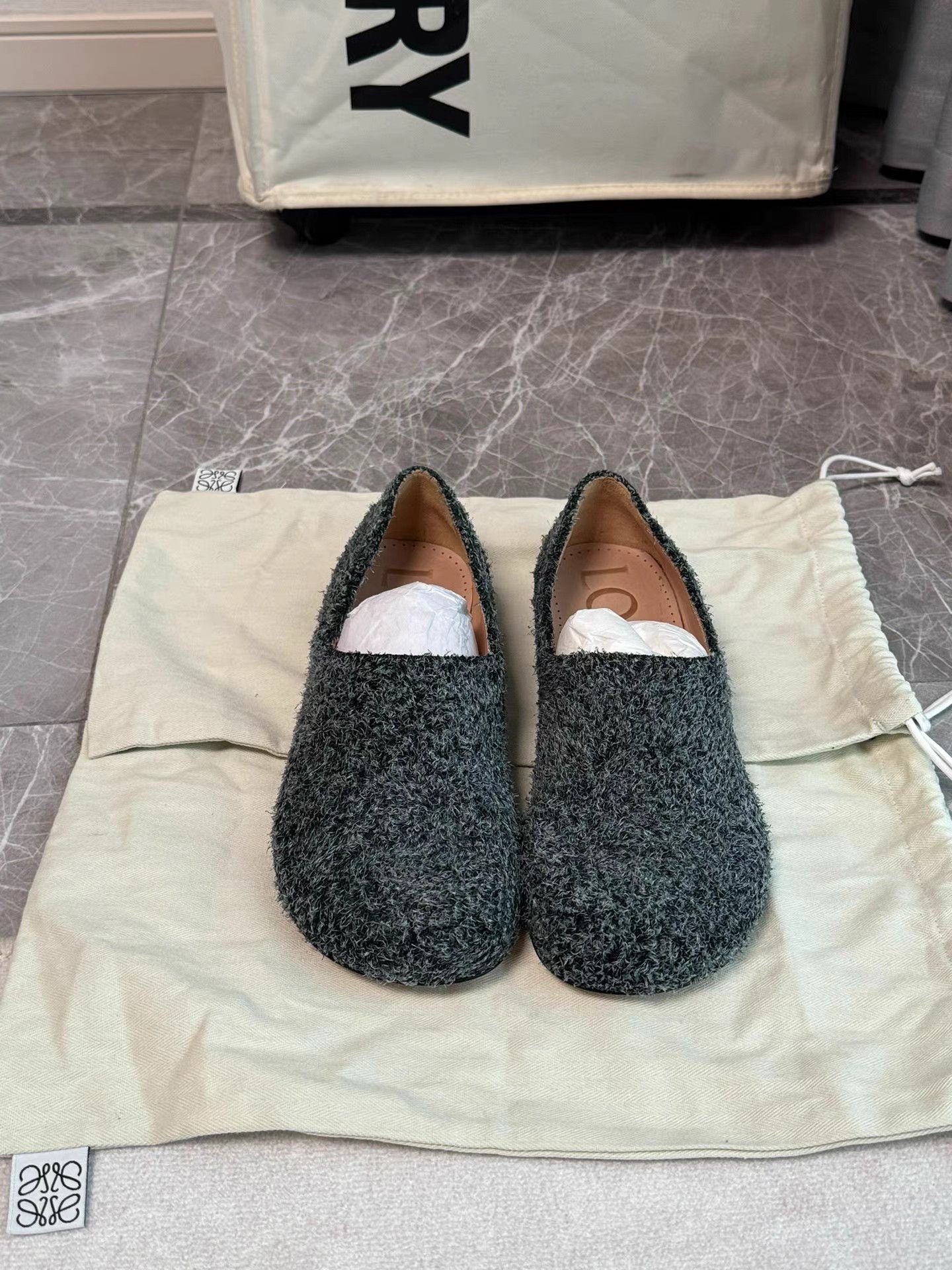 Loewe Loewe New Campo Furry Brushed Flats K6 Size US 8 / IT 38 - 1 Thumbnail