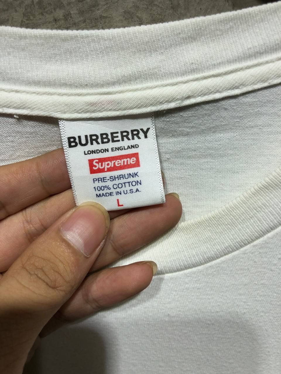 Burberry × Supreme Supreme X Burberry Box Logo tee Size US L / EU 52-54 / 3 - 3 Thumbnail