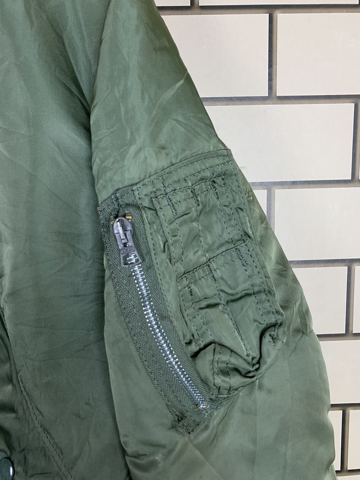 Alpha Industries × Vintage Vintage Military Alpha MA-1 Flyer Bomber Jacket Size US L / EU 52-54 / 3 - 7 Thumbnail