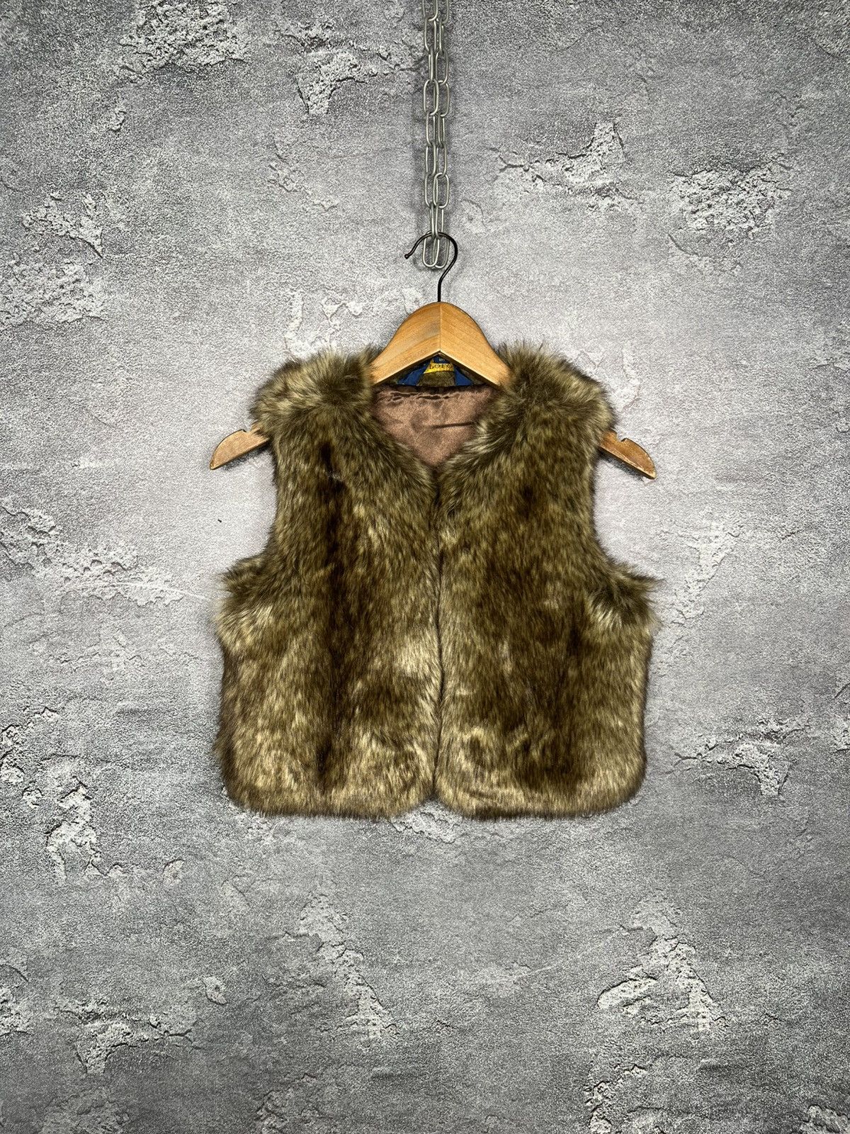 Polo Ralph Lauren Rare Ralph Lauren Y2K Hype Cropped Fur Vest Size Xs Size XS / US 0-2 / IT 36-38 - 1 Thumbnail