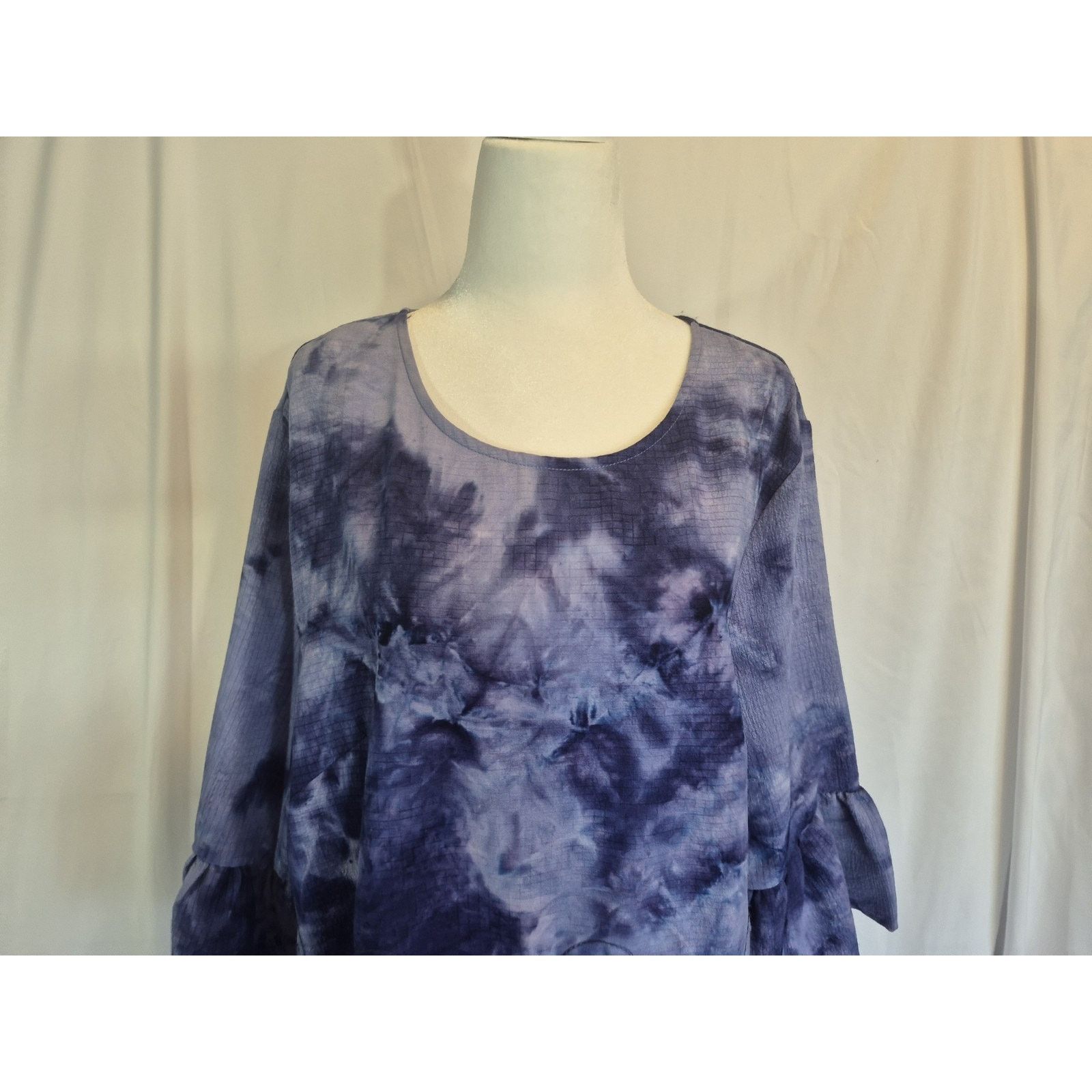 Other New Calessa Womens Embroidered Floral Blue Top Blouse L Size L / US 10 / IT 46 - 2 Thumbnail