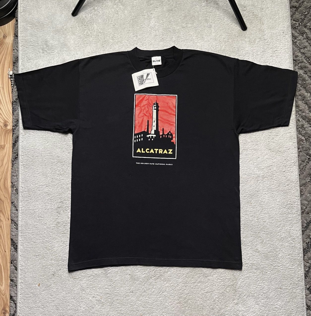 Vintage Vintage Black T-Shirt Tee Print Alcatraz Golden Tate Size US L / EU 52-54 / 3 - 1 Thumbnail