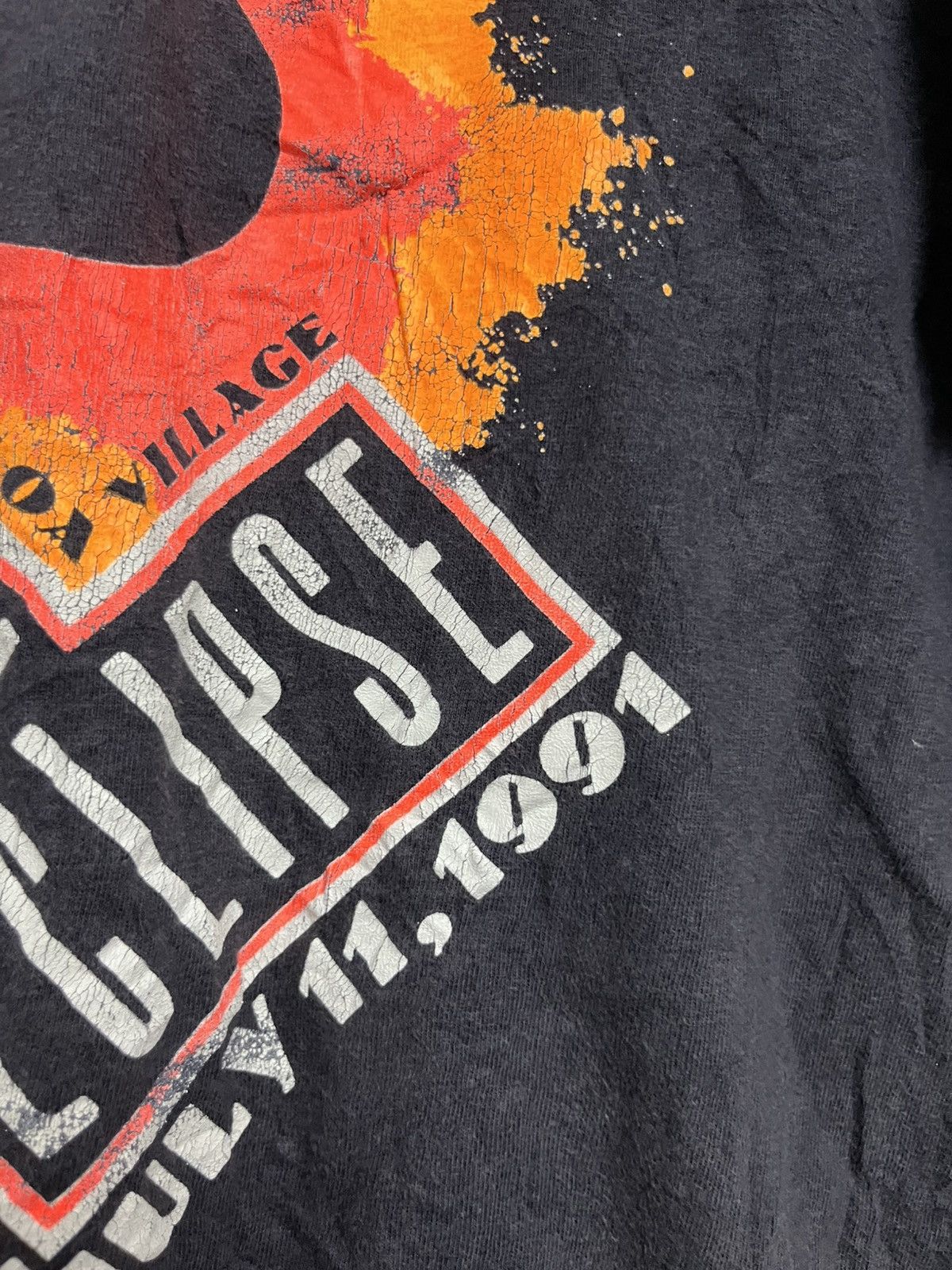 Vintage 💥True Vintage 1991 Total Eclipse Hawaii Tourists Tee Size US L / EU 52-54 / 3 - 5 Thumbnail