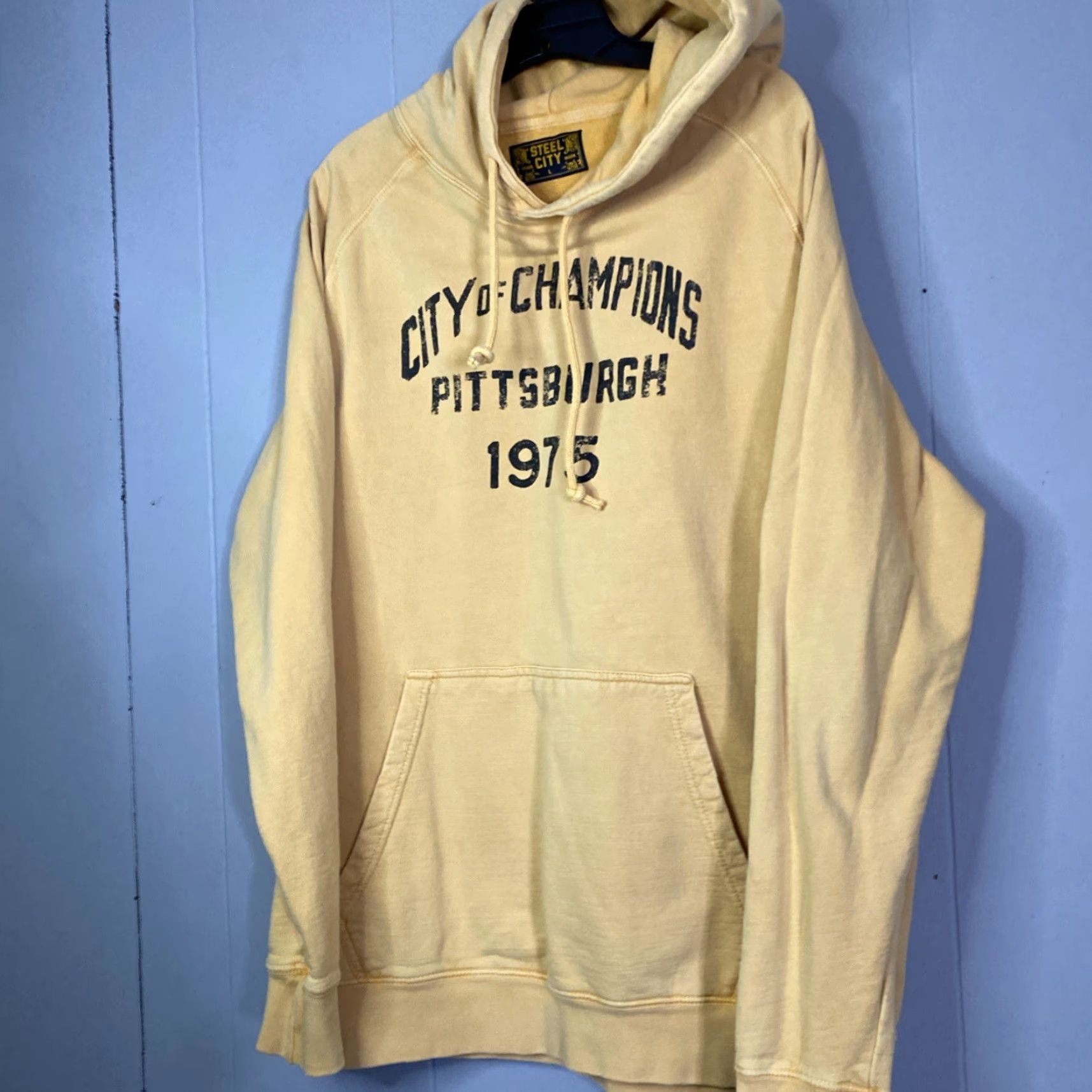 Vintage VINTAGE Steelers Hoodie Men L Pullover Yellow Retro City Of Champions Steelers Shirt Size US L / EU 52-54 / 3 - 5 Thumbnail