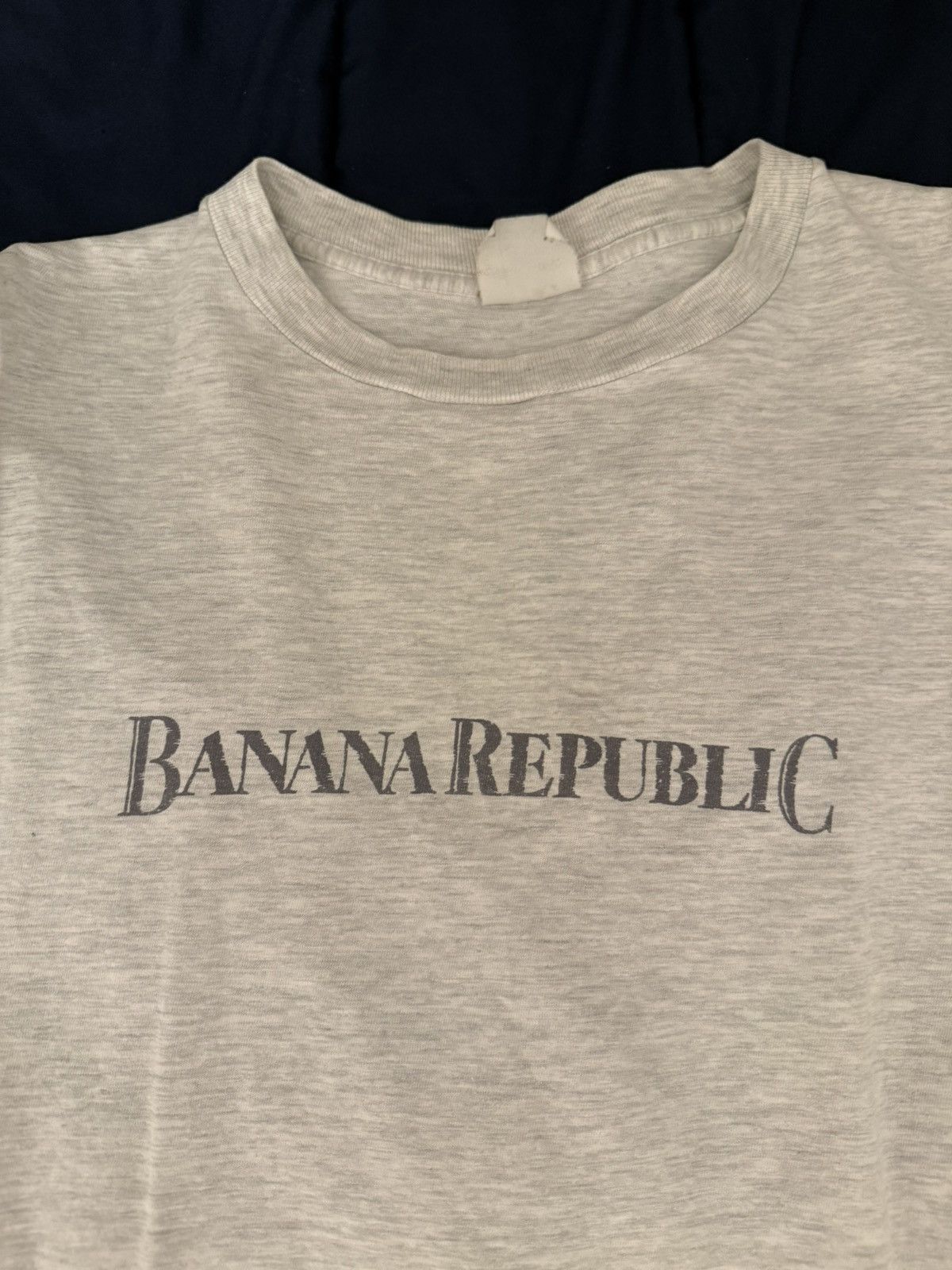 Banana Republic Vintage Banana Republic Tee Size US M / EU 48-50 / 2 - 2 Thumbnail