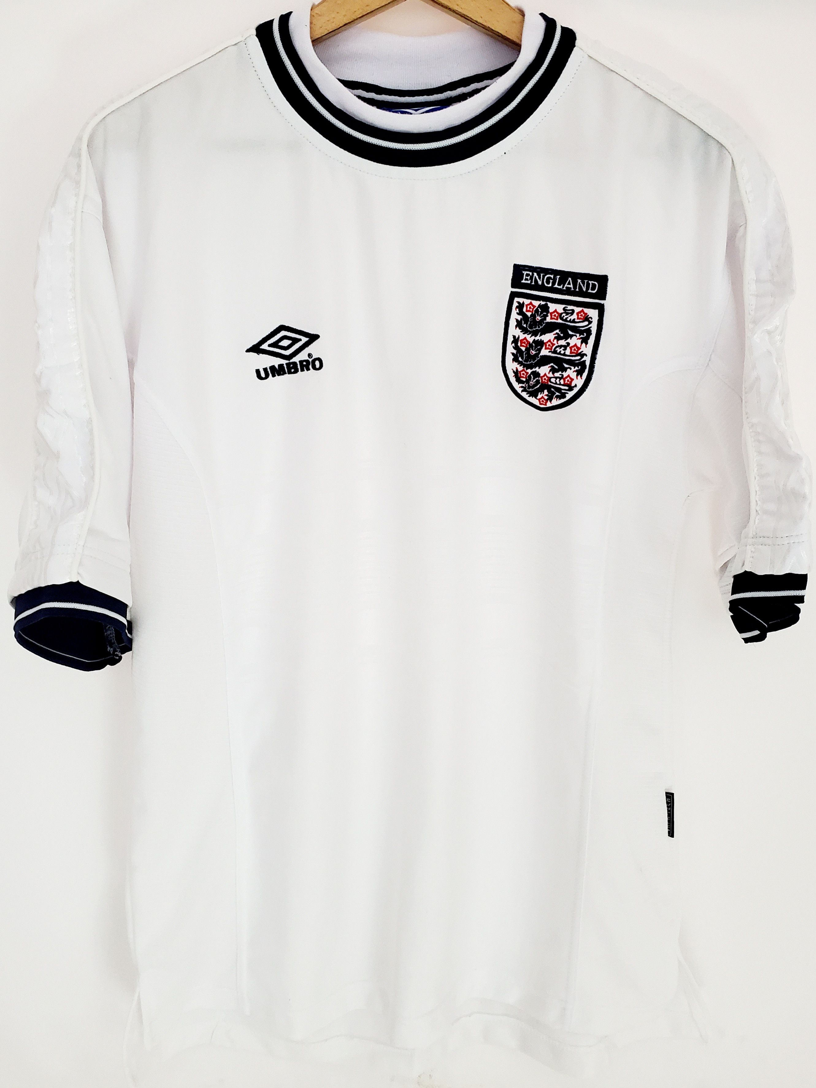 Vintage ENGLAND NATIONAL TEAM 1999/2001 HOME jersey L Size US M / EU 48-50 / 2 - 1 Thumbnail