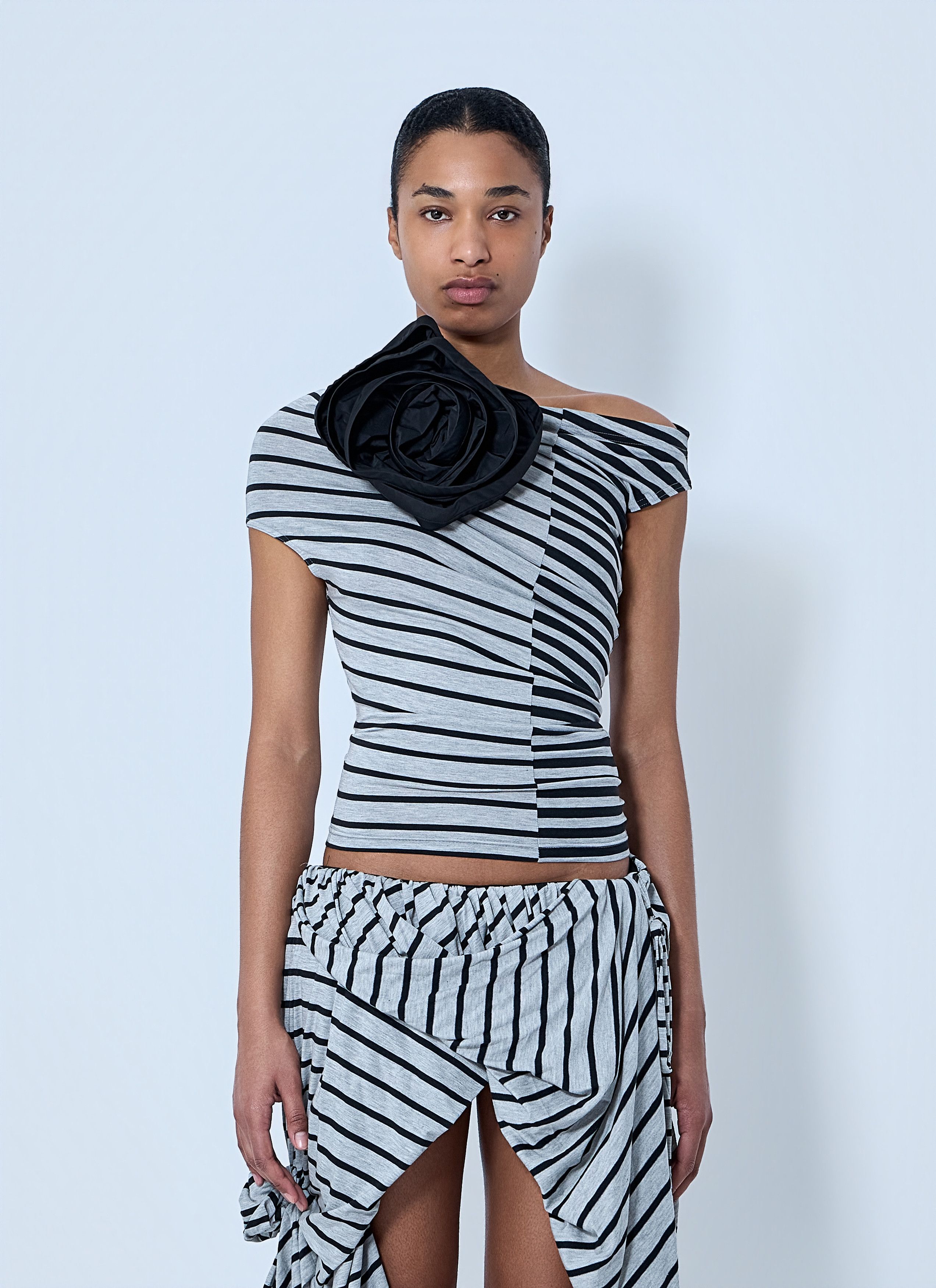 Vaquera Asymmetrical Striped Top with Floral Appliqué Size M / US 6-8 / IT 42-44 - 1 Thumbnail