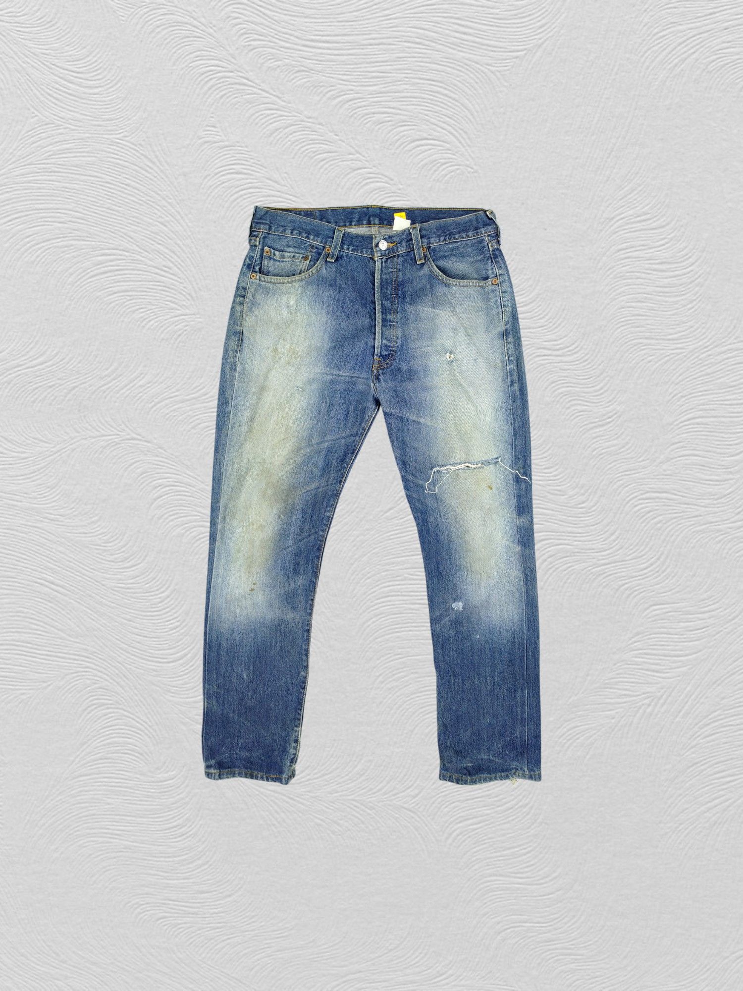 Levi's Blue Distressed Vintage Levi's 501 34x30.5 Denim -JN342 Size US 34 / EU 50 - 1 Thumbnail