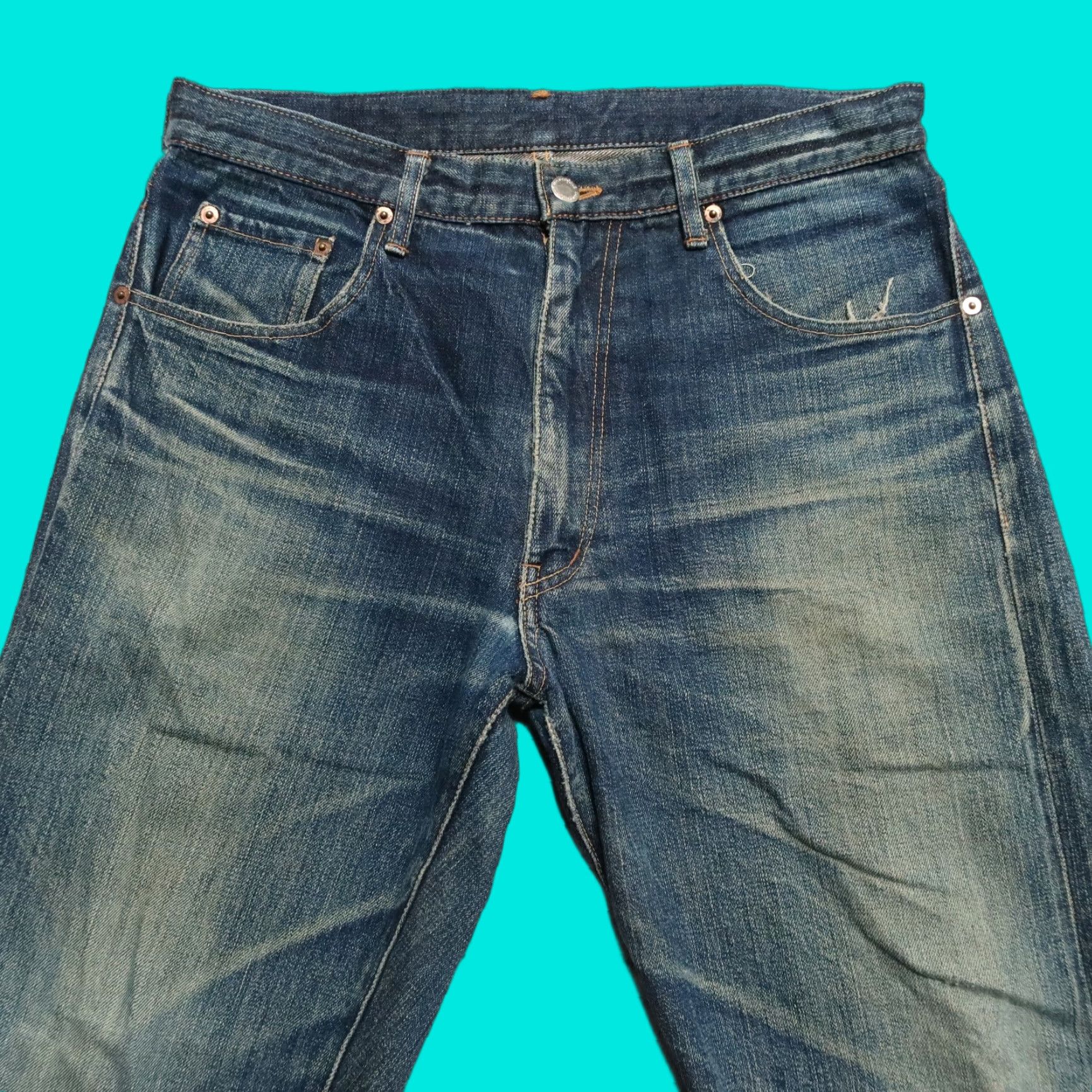 Comme des Garcons Girl VINTAGE Comme Des Garcons Homme Distressed Selvedge Denim Jeans Men 32x30 1/2 Dark Wash Denim 90s (if applicable) Distressed Womens? Size US 32 / EU 48 - 1 Thumbnail