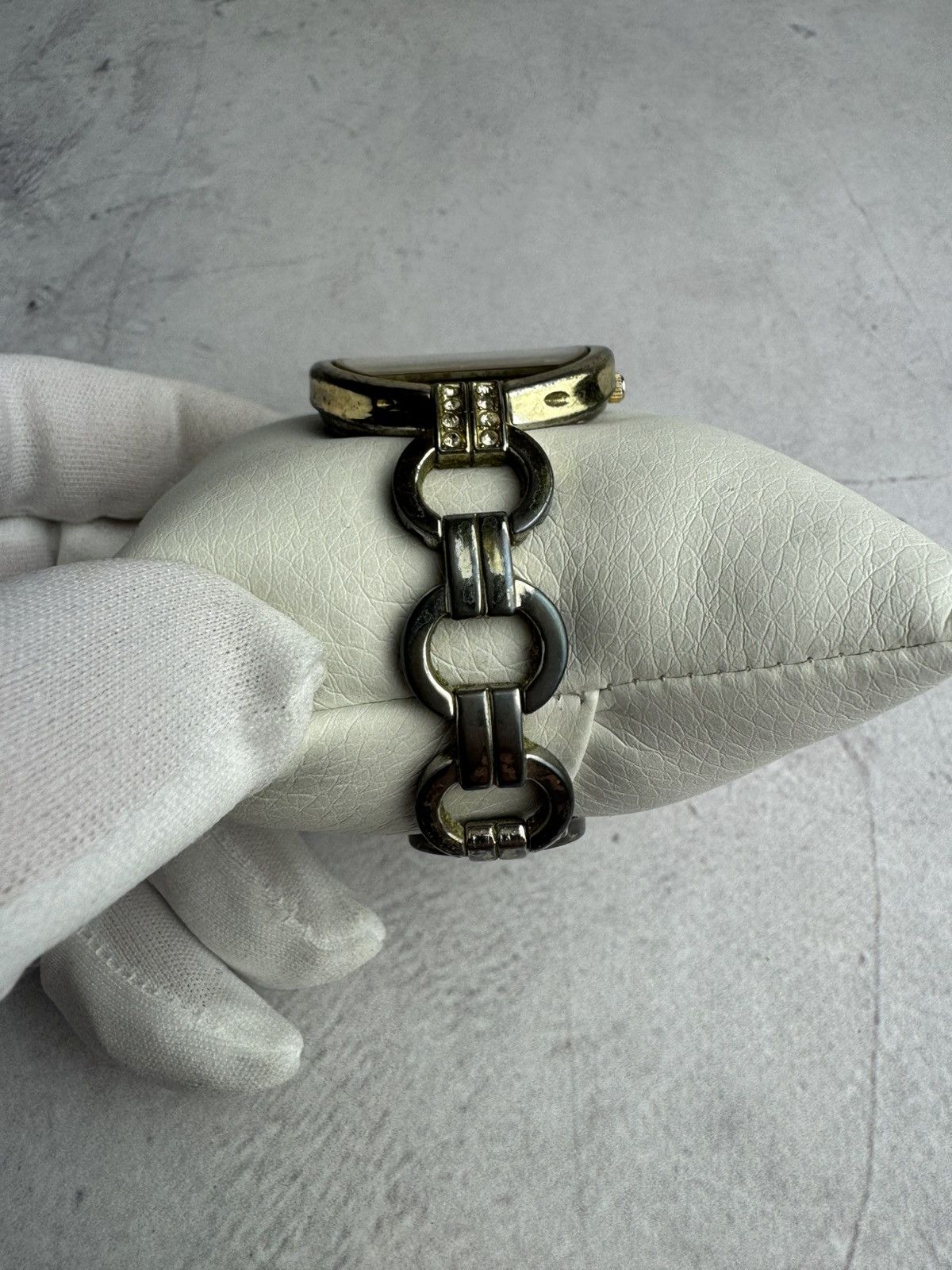 Japanese Brand × Vintage Vintage Futuristic Watch Women’s Size ONE SIZE - 2 Thumbnail