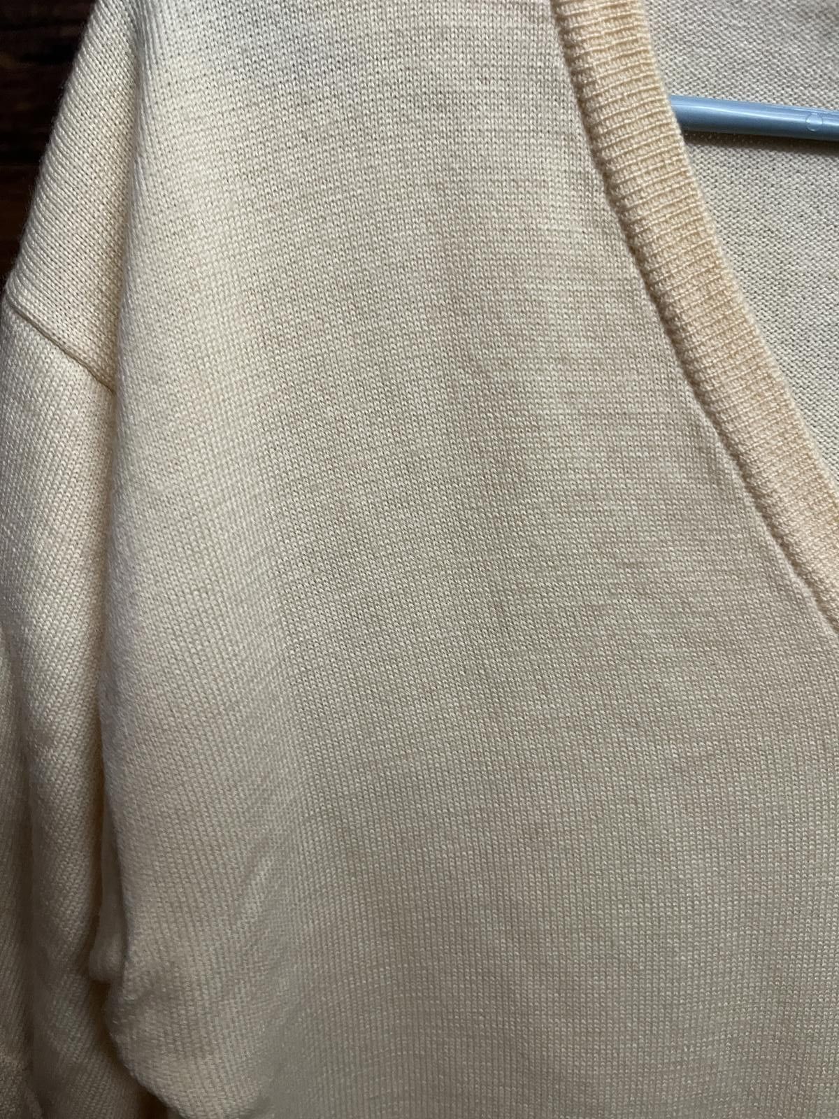 Designer Chicks Extra Fine Merino Wool V-neck - Beige V neck - XXL Size XXL / US 16-18 / IT 52-54 - 3 Thumbnail