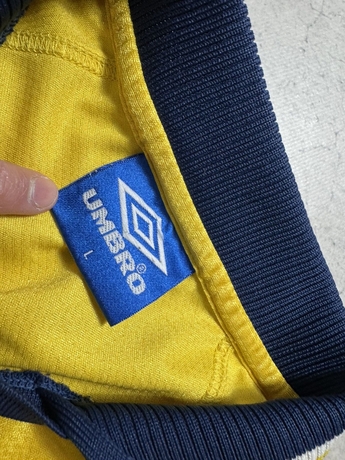 Umbro Umbro FC Chelsea 1999/2000 Vintage Soccer Jersey Size US L / EU 52-54 / 3 - 8 Thumbnail