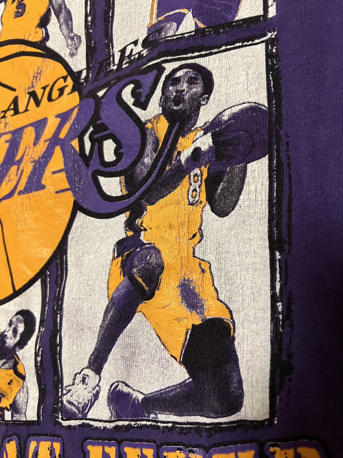 NBA × Vintage Vintage Lakers 3 Peat NBA Champions Kobe Shaq Shirt size 2XL Size US XXL / EU 58 / 5 - 3 Thumbnail