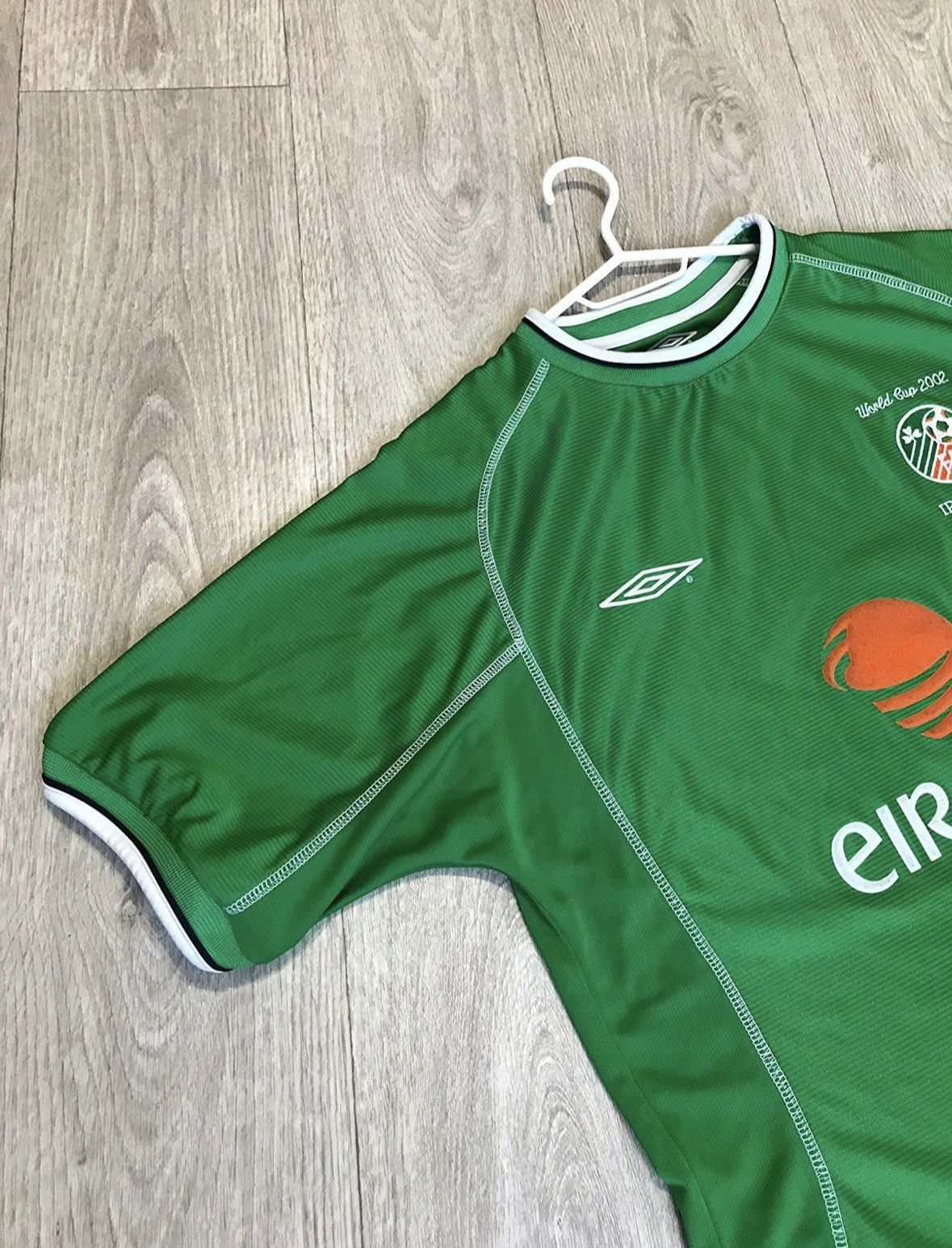 Umbro × Vintage 🔷Vintage Umbro Ireland 2001/03 Soccer jersey🔷 Size US L / EU 52-54 / 3 - 2 Thumbnail