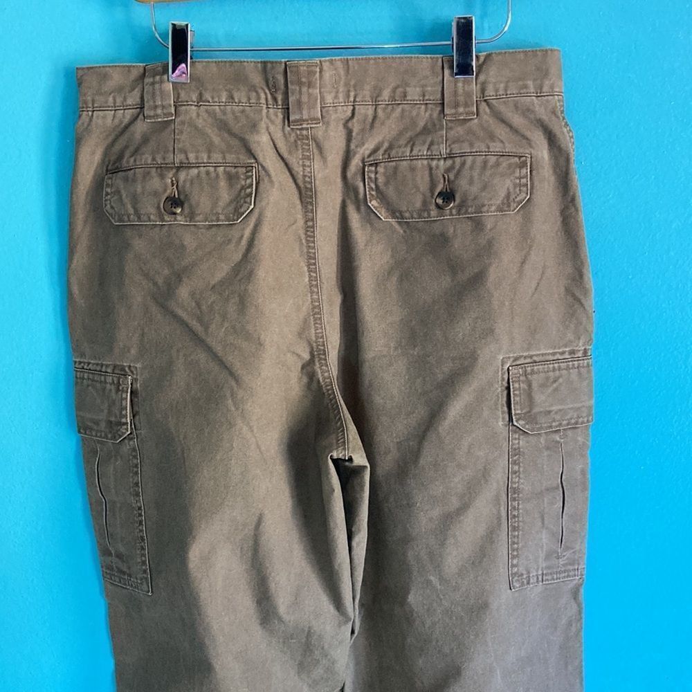 L.L. Bean L. L. Bean Mens Cotton Khaki Cargo Pants Hiking 🥾 Outdoors Size US 33 - 7 Thumbnail
