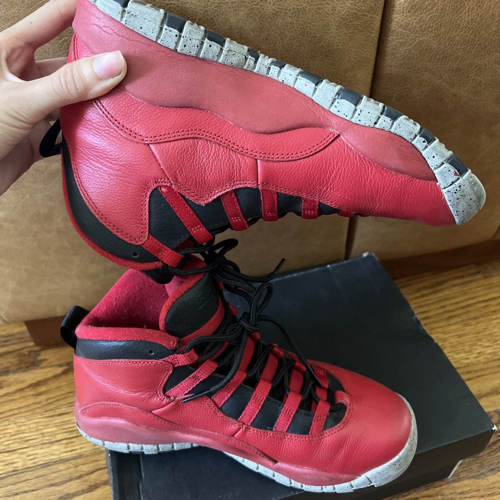 Nike Size 6Y - Jordan 10 Retro Bulls Over Broadway 2015 Size US 6 / EU 39 - 8 Thumbnail