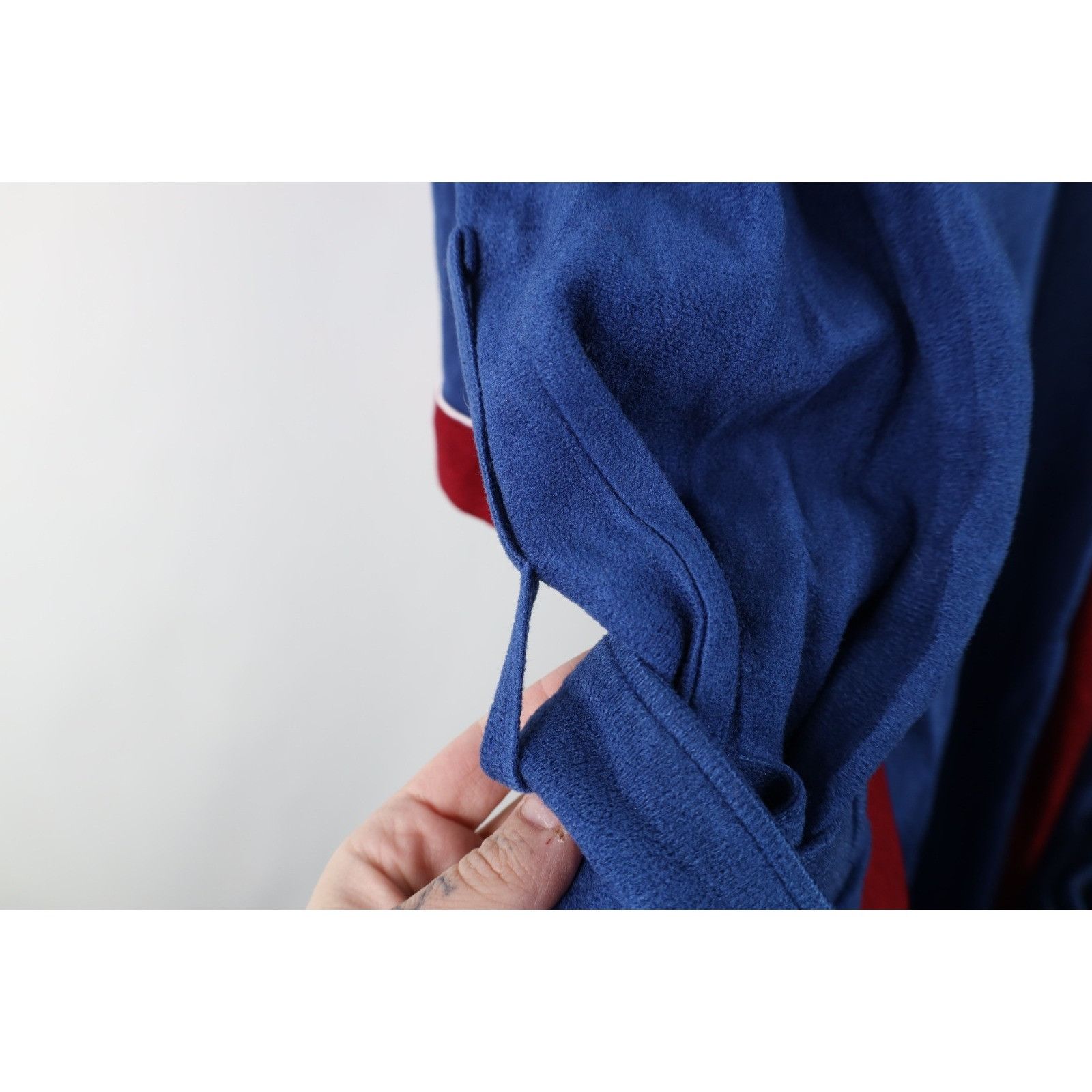 Vintage Vintage 70s Streetwear Distressed Belted Velour Bath Robe Size US S / EU 44-46 / 1 - 9 Thumbnail