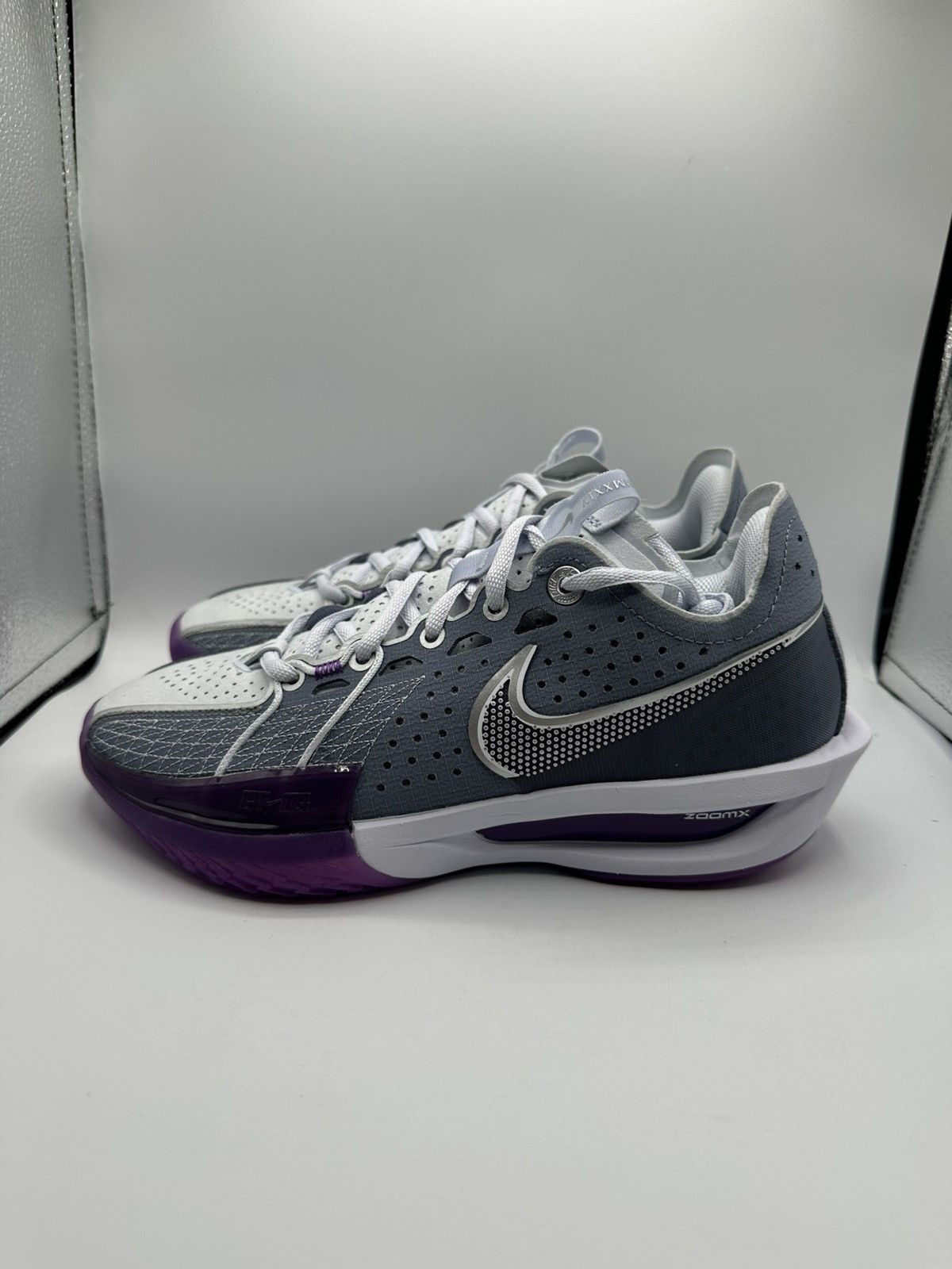 Nike Nike Air Zoom GT Cut 3 “Be True To Her School” size 6.5w Size US 6.5 / IT 36.5 - 1 Thumbnail