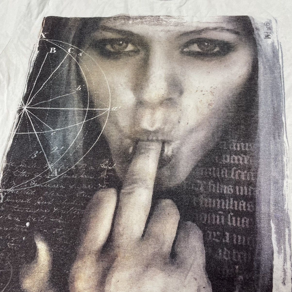 Vintage Vintage Y2K Graphic Tee Provocative Image Oversized Cream S Size US S / EU 44-46 / 1 - 6 Thumbnail