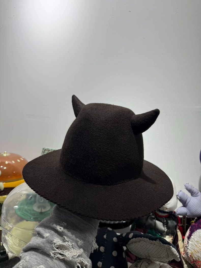 Undercover UNDERCOVERHorn Hat 2502-Nextarrow Size ONE SIZE - 1 Thumbnail