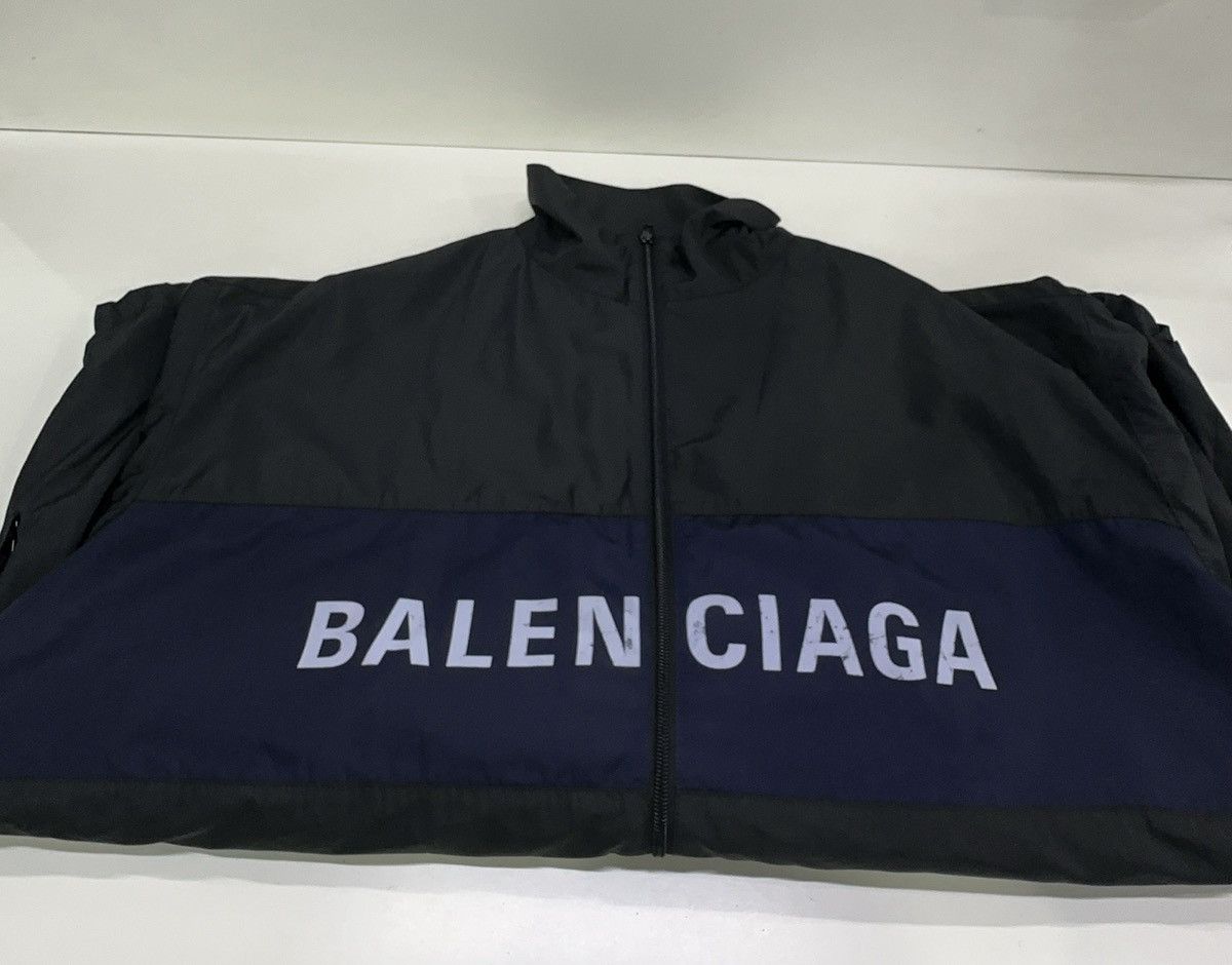 Balenciaga Balenciaga Oversized Logo-Print Colour-Block Jacket Size US XS / EU 42 / 0 - 8 Thumbnail