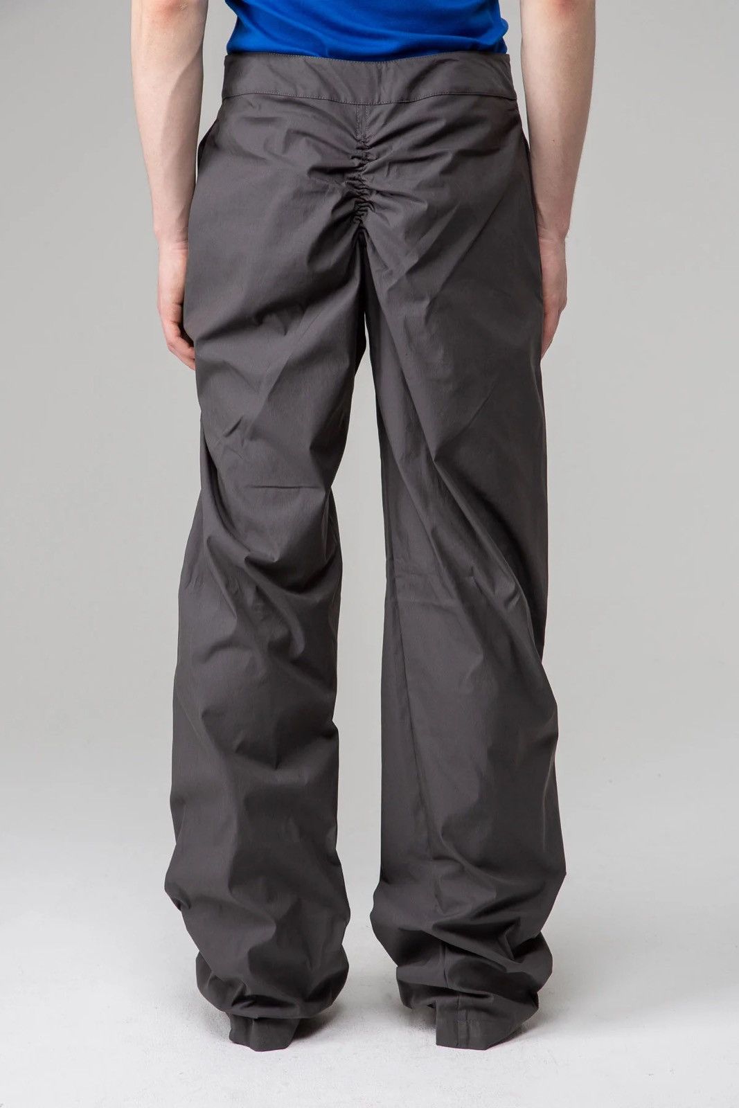 Mainline:RUS/Fr.CA/DE Ilya Scrunch Asymmetric Trouser Size US 32 / EU 48 - 3 Thumbnail