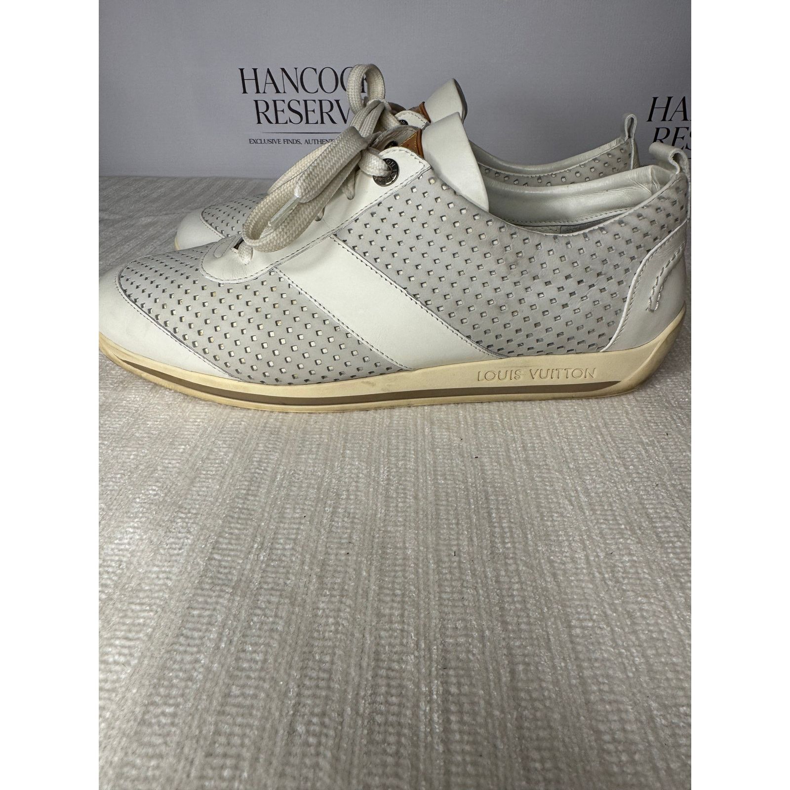 Louis Vuitton Louis Vuitton Cream Leather Perforated Low Top Sneakers Size US 8.5 / EU 41-42 - 7 Thumbnail