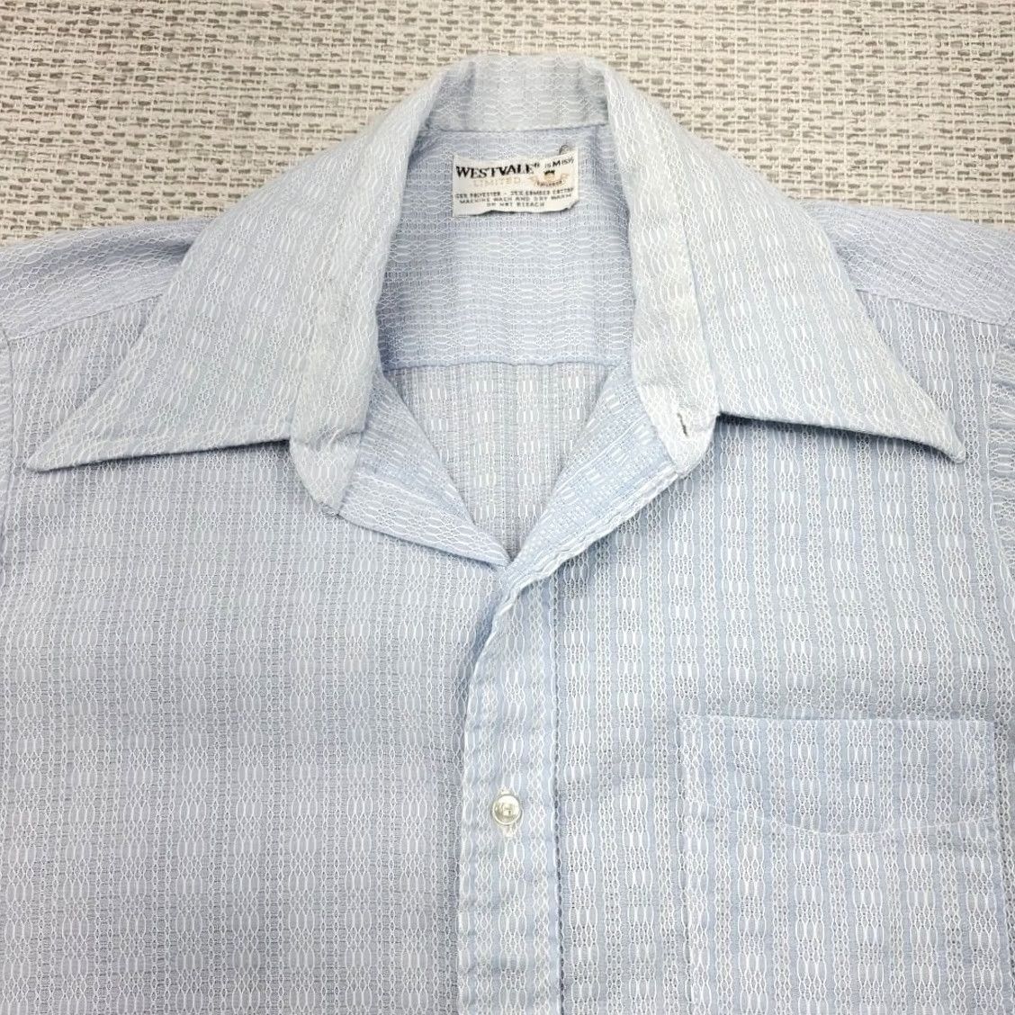 Vintage VINTAGE Westvale Permanent Press Shirt Mens L 15.5 Short Sleeve Light Blue 70s Disco Menswear Shirt 60s 70s Retro Boys Girls? Size US L / EU 52-54 / 3 - 4 Thumbnail